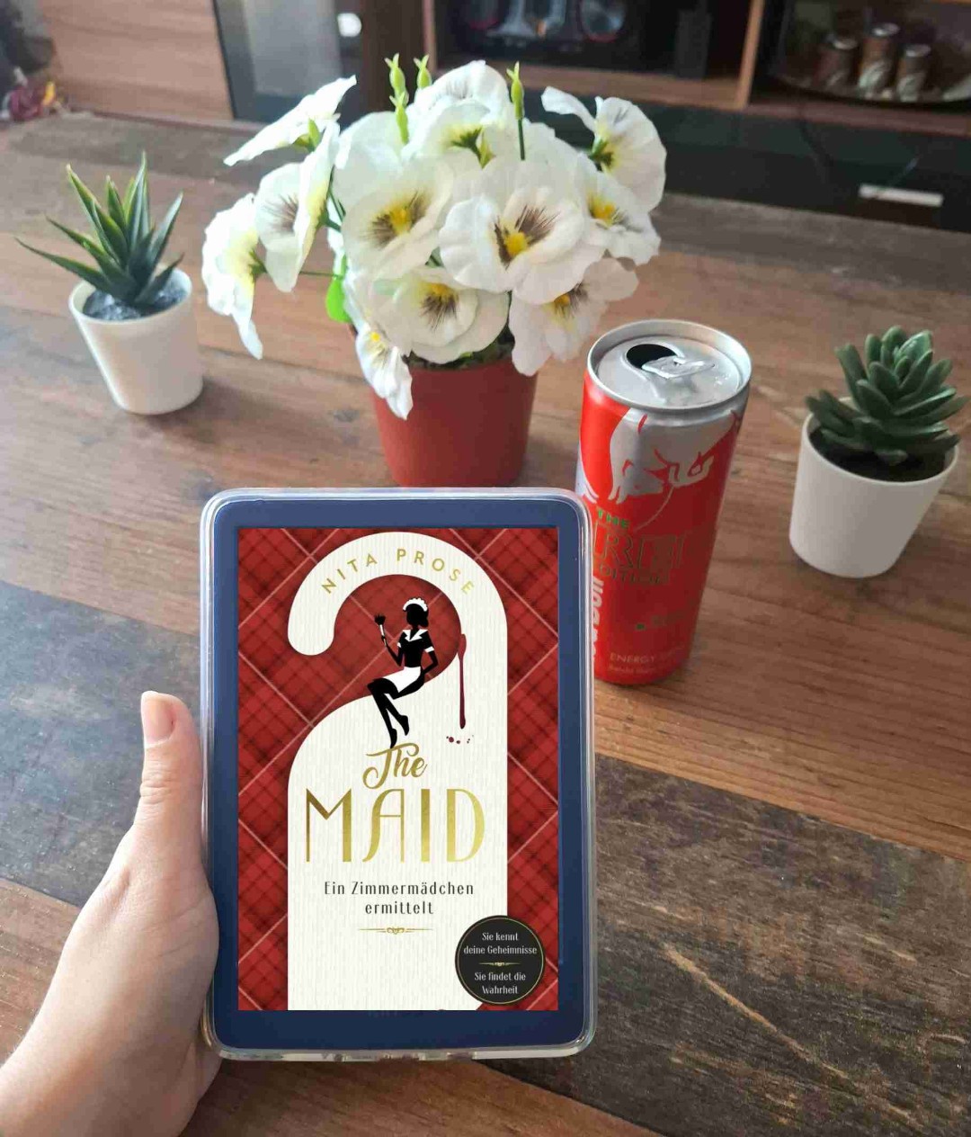 🌟Rezension🌟

Ich habe das Buch "The Maid - Ein Zimmermädchen ermittelt" von Nita Prose beendet 🥰
