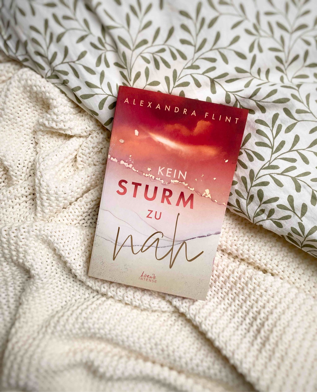 🏄🏼‍♂️🌊⛈️❤️