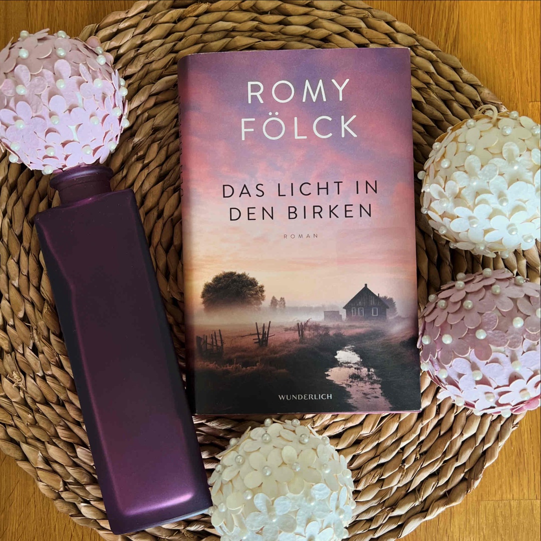 Familien-/Generationenroman mit tollen Natur- und Landschaftsbeschreibungen. Leider konnte er mich emotional nicht überzeugen, da mir die Charaktere im Lauf des Buches nicht ans Herz gewachsen sind und ich gerade das Ende als zu schnell abgehandelt und streckenweise unrealistisch empfunden habe.