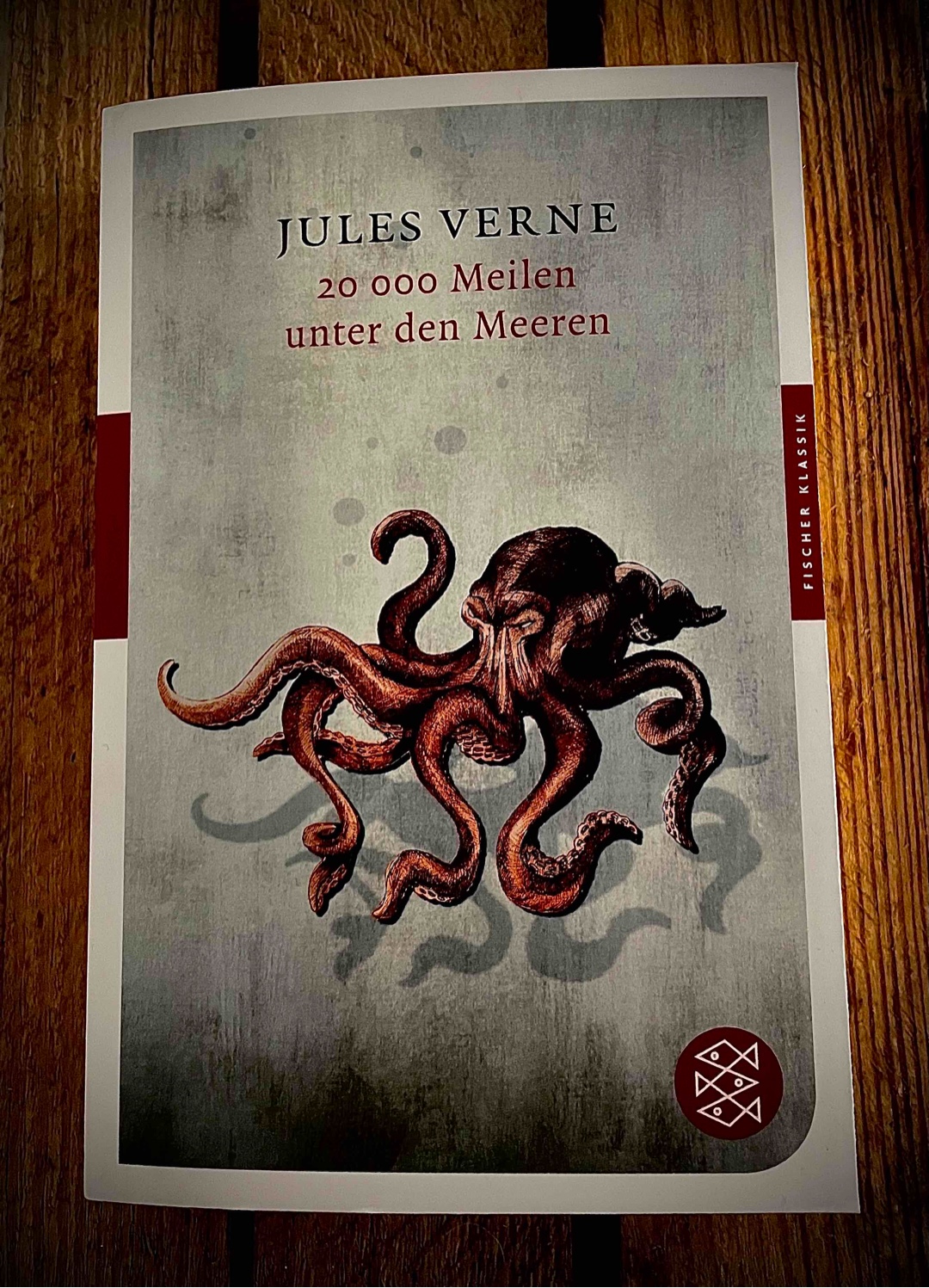 Wissenschaftlicher Roman ohne wirkliche Spannung.