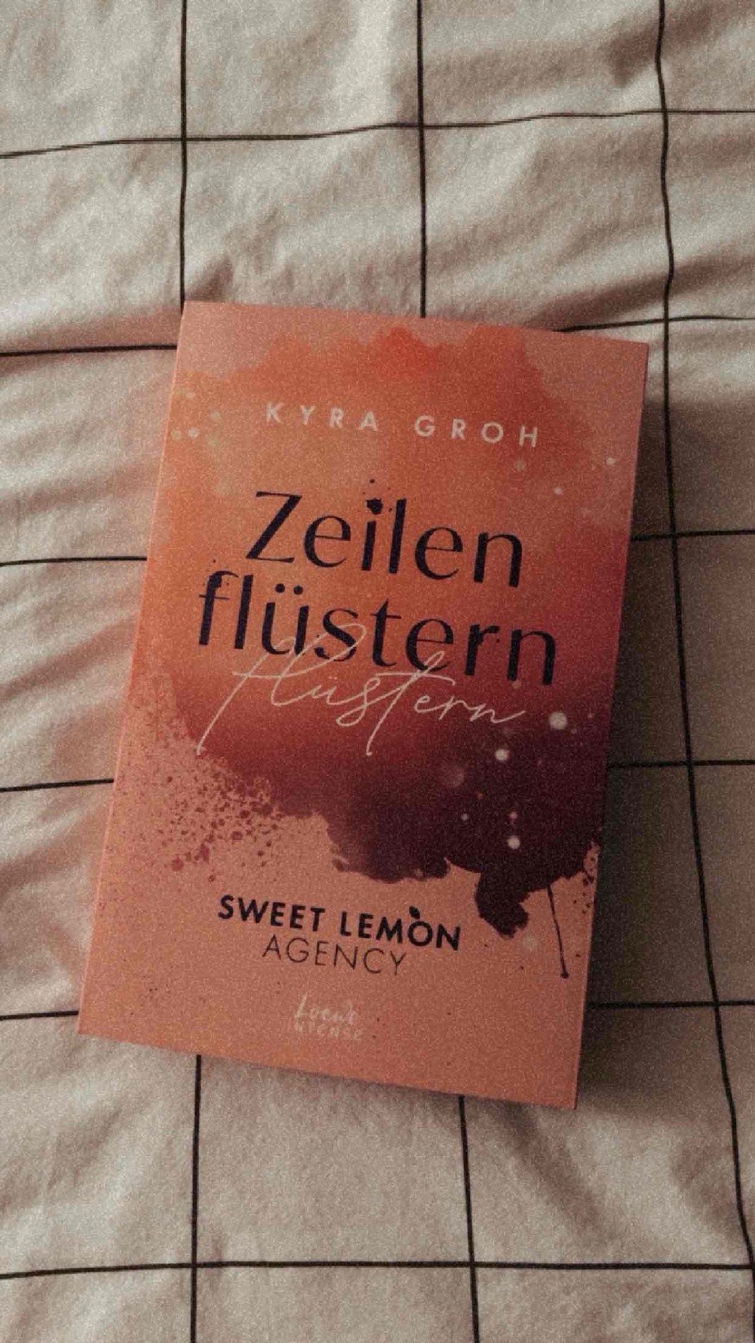 Seine Stimme bedeutet ihr alles — bis sie ihm begegnet.