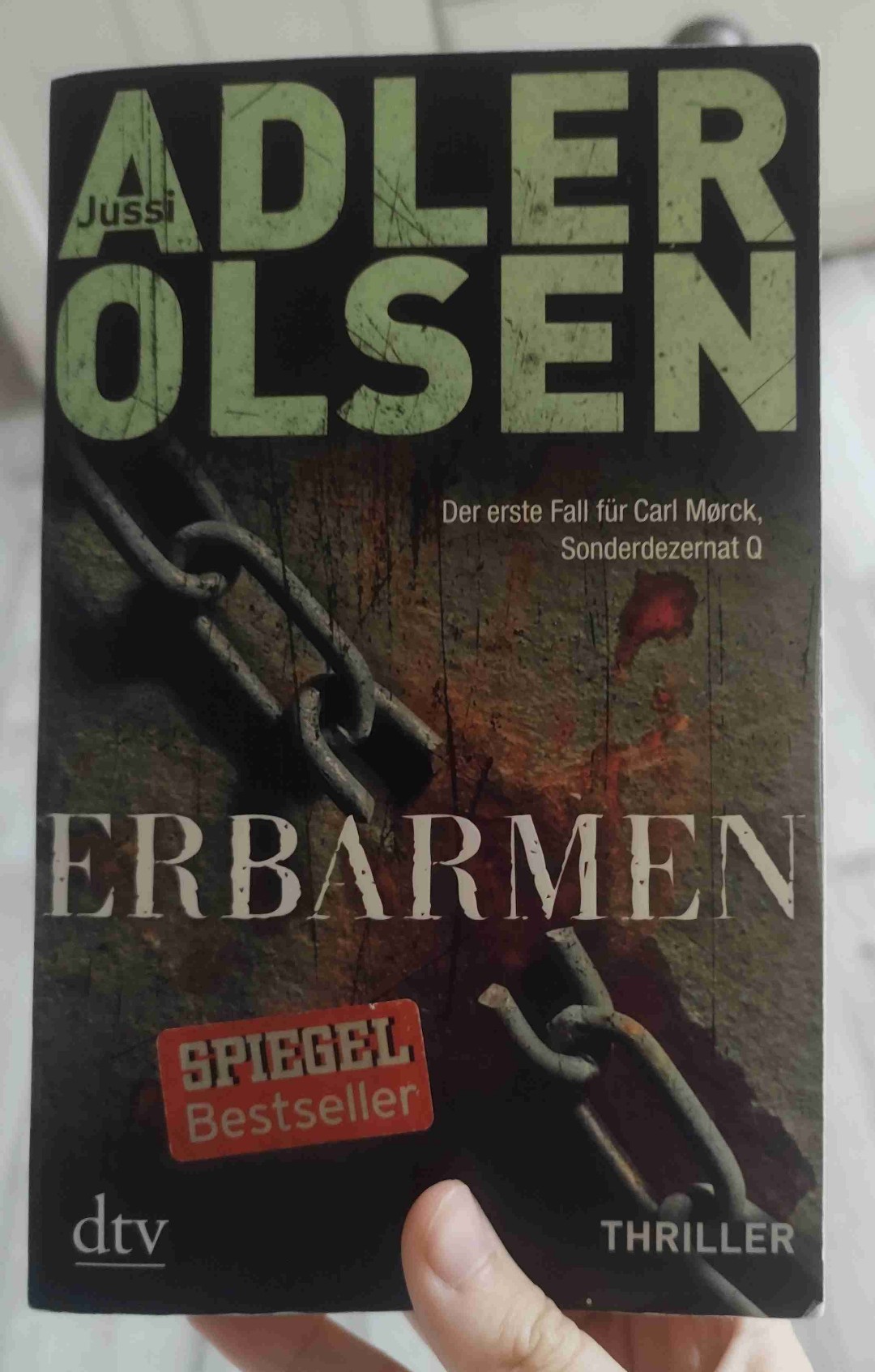 Spannendes Buch, nur der Anfang ist schwierig zum reinkommen.