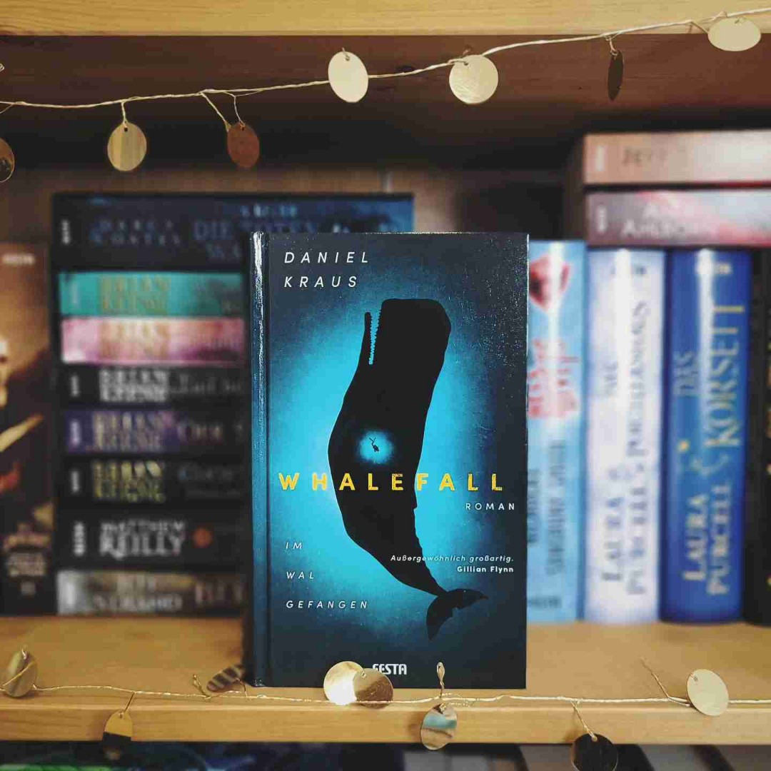 Whalefall besticht durch starken Stil und fundierte Recherche, die Geschichte verlor im Laufe des Buches aber ihren Reiz und ermüdete mich.