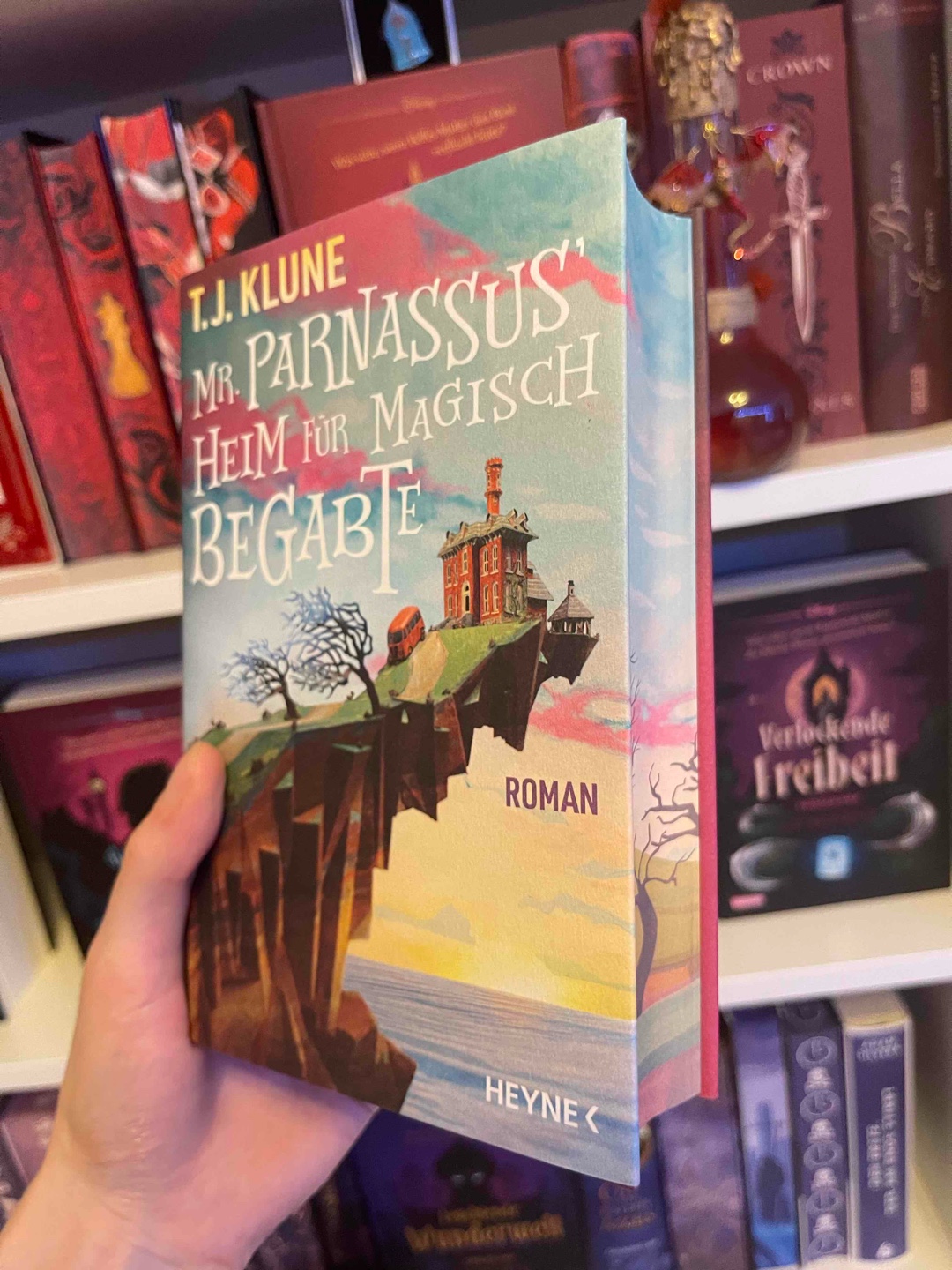 ✨🗂️ „Er ist mehr, als die Summe seiner Teile.“ 🗂️✨

[🎧 | Band 1]
