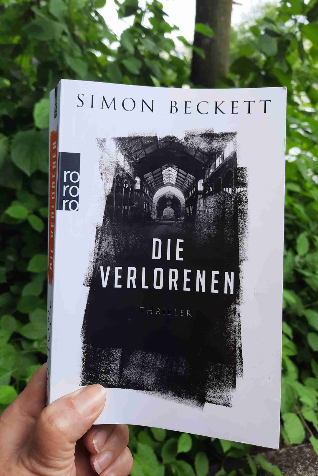 Spannender Thriller 👀

[Triggerwarnung]