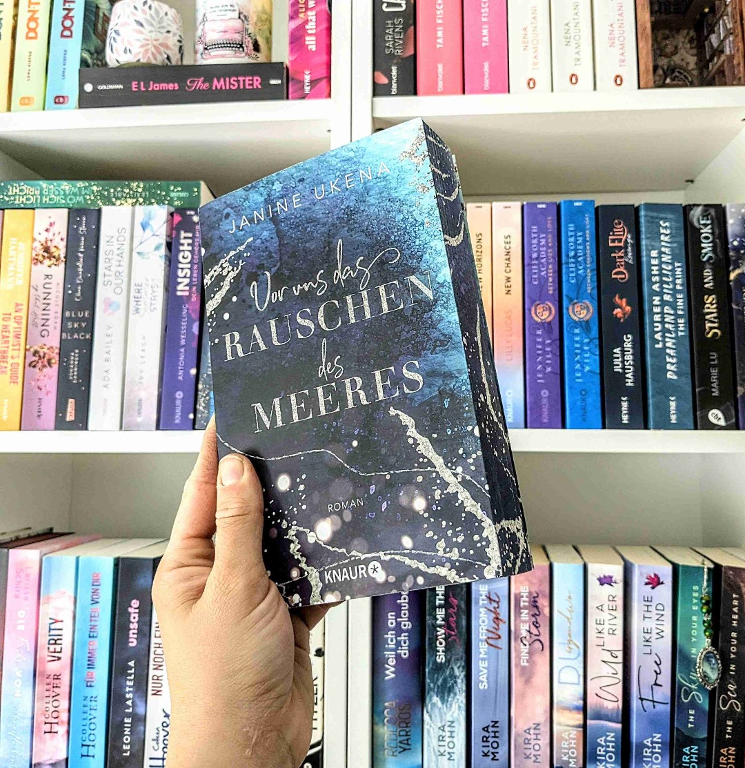 Mich hat "Vor uns das Rauschen des Meeres" absolut begeistern können und ich finde den Schreibstil der Autorin wirklich toll! Ich freue mich auf jeden Fall auf den 2. Teil und bin auf Eriks Geschichte gespannt. 🥰