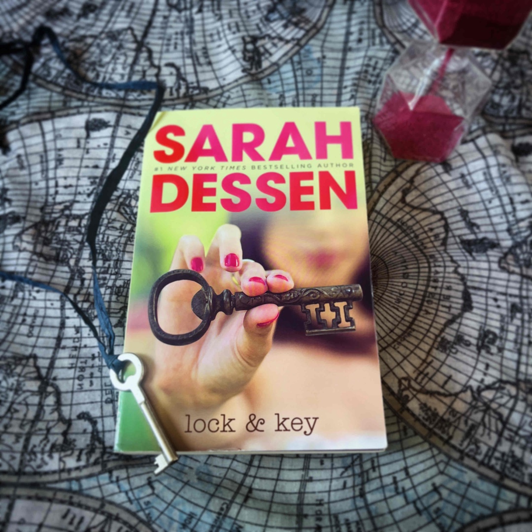 Diese Teenie-Drama-Romance beinhaltet wichtige Themen wie häusliche Gewalt, Alkohol- und Drogenmissbrauch, die bisweilen jedoch zu oberflächlich thematisiert werden.  