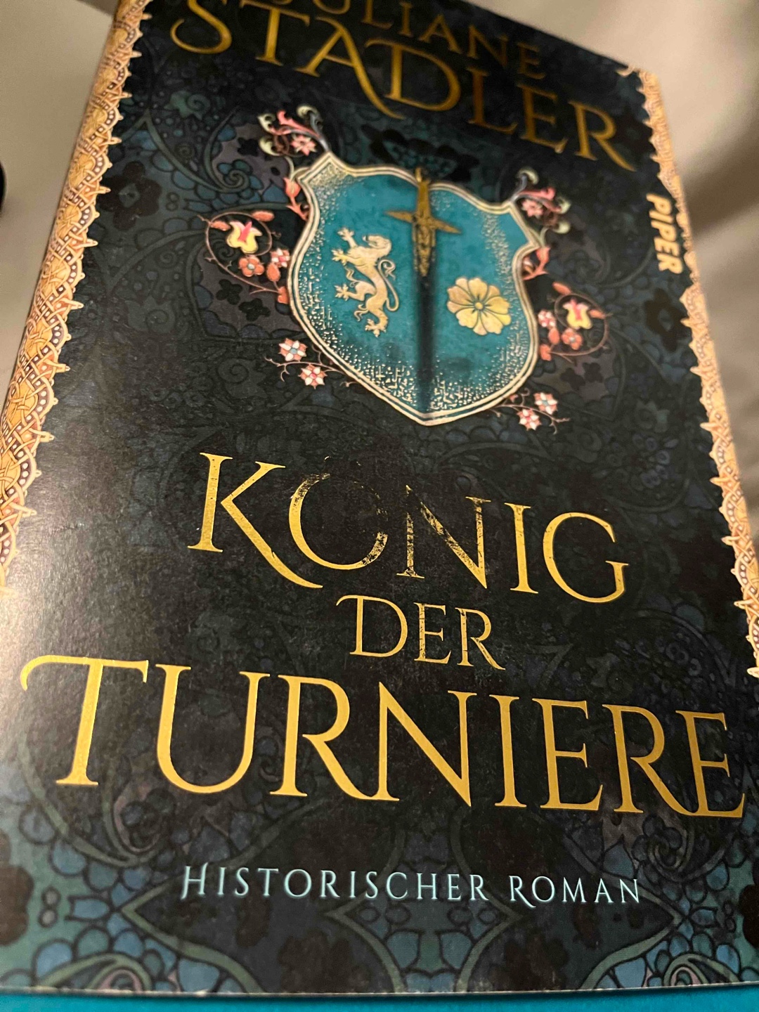 Tolles zweites Buch der Autorin. Nur zu empfehlen für Leser die gerne historische Romane lesen.