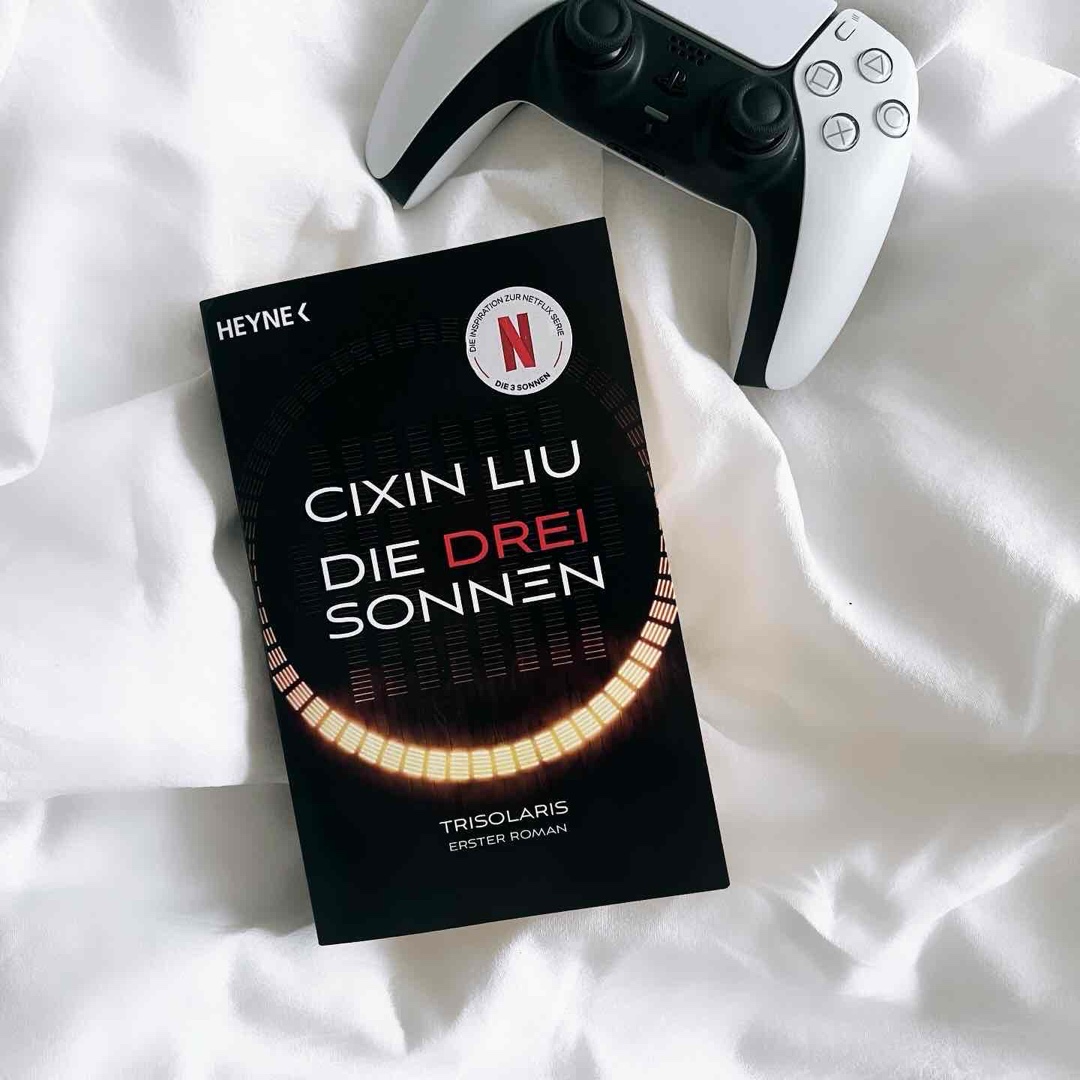 Die Kombination aus Physik, Astronomie und Gaming hat mich direkt in den Bann gezogen.
Von mir gibt es eine Leseempfehlung.