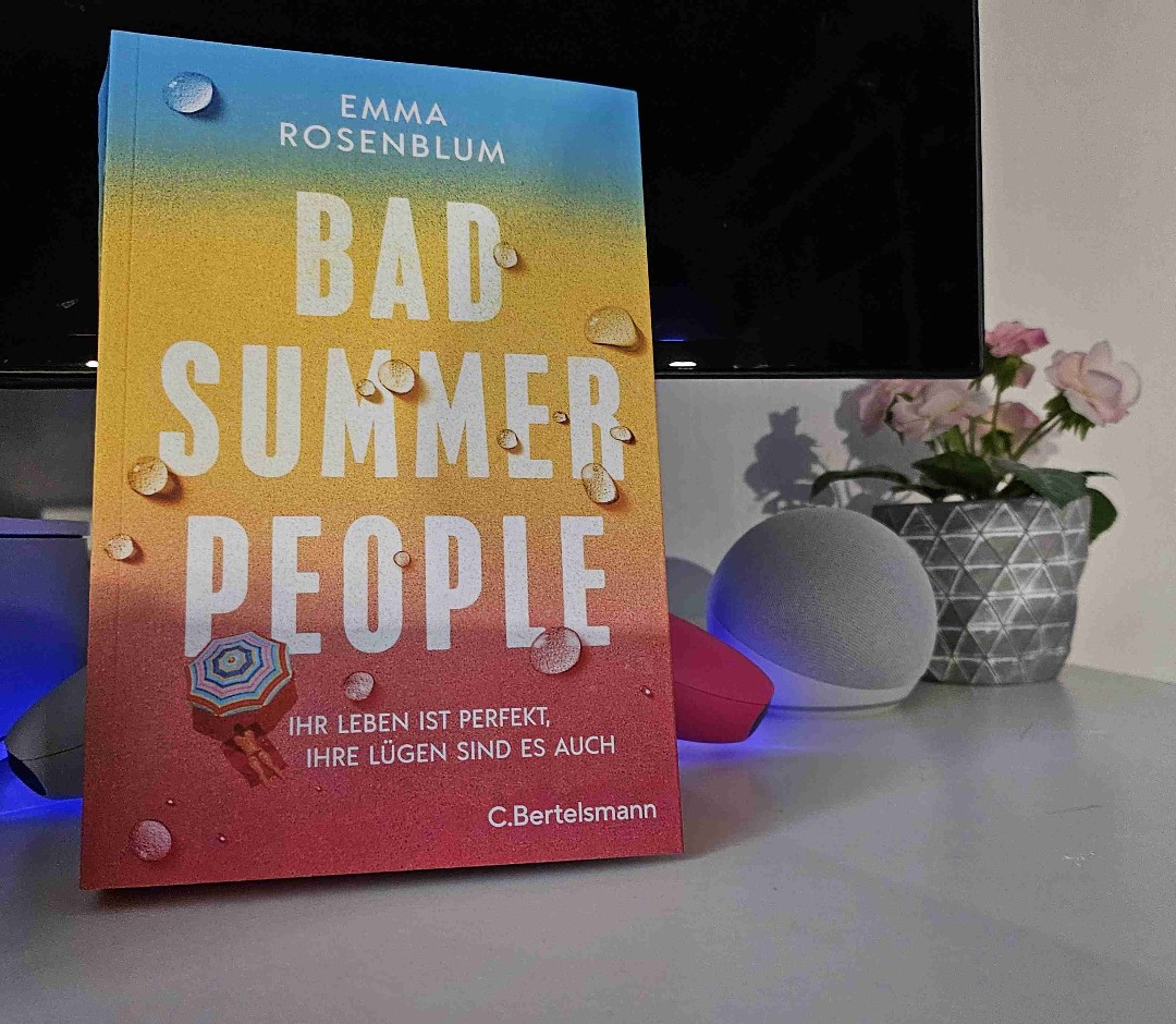 Leider ein Bad Summer Book 🙈😐 Es waren zu viele Personen und die Geschichten wurden bei jedem Charakter wiederholt. Leider ein Fehlgriff, aber sieht gut im Regal aus 😅🌞