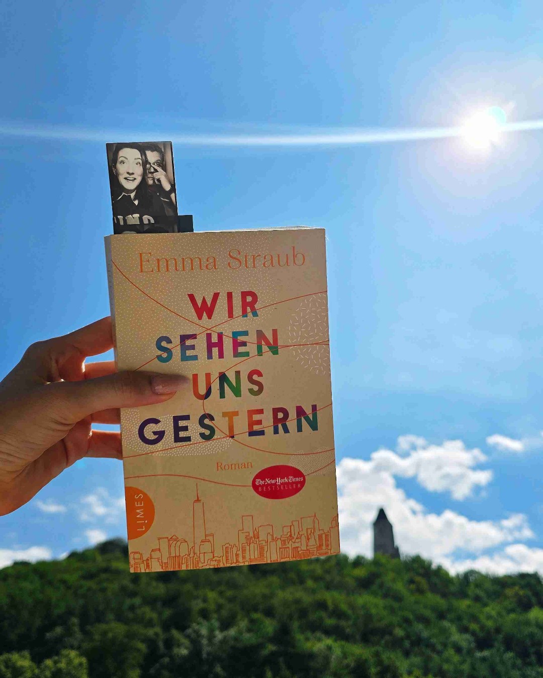 Toller Schreibstil, interessante Wendungen, hat mich etwas an "Die Mitternachtsbibliothek" erinnert ✨️