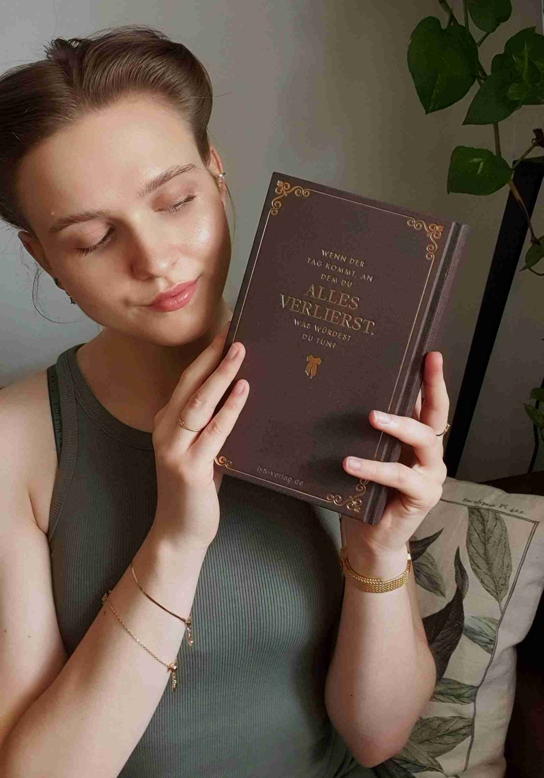 Sehr gelungener Abschluss der Maxton Hall Trilogie ! Charaktere einfach zum verlieben & eine Geschichte zum wohlfühlen.