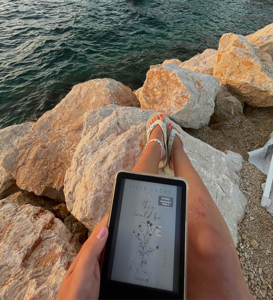Perfektes Buch für den Urlaub!🌊☀️🤭
