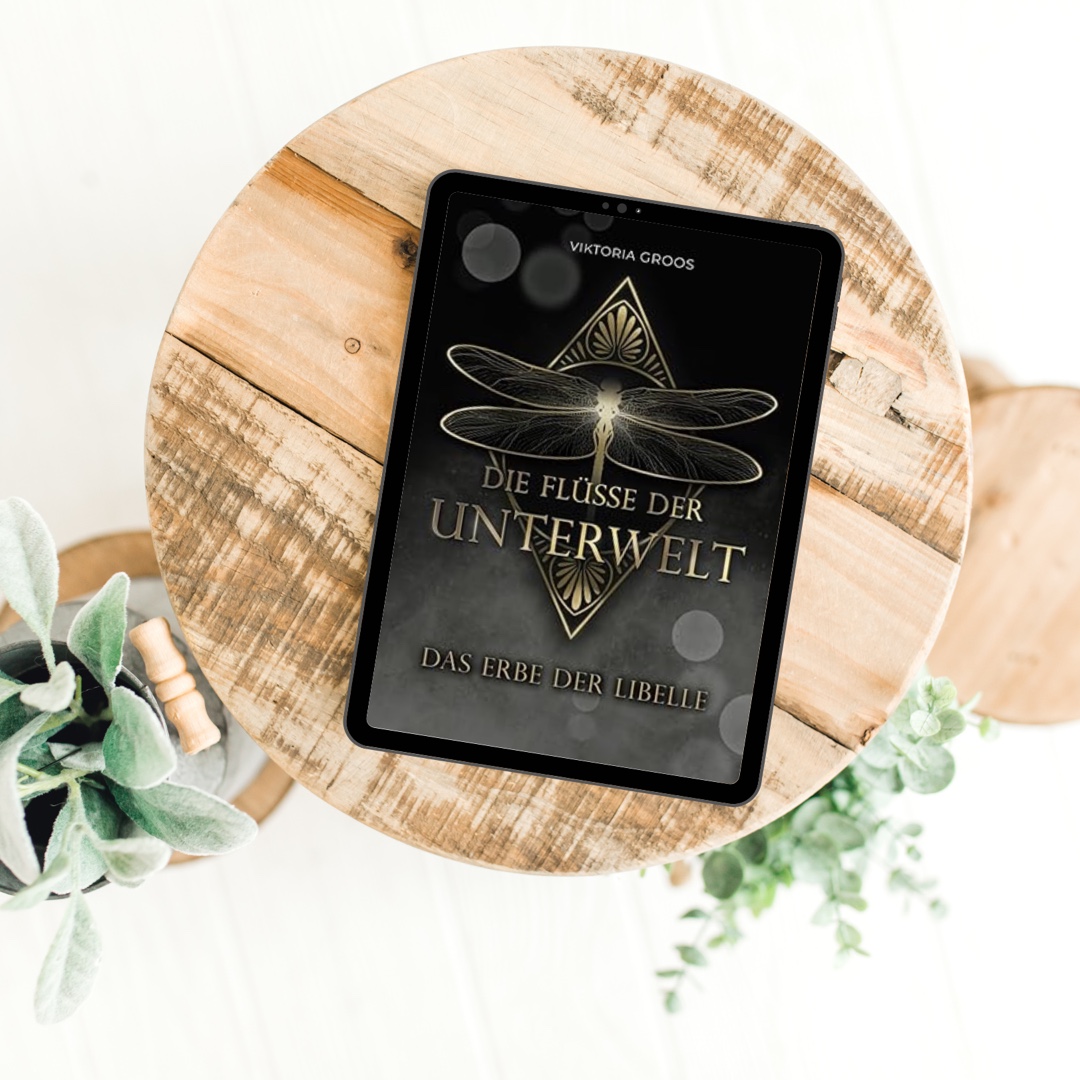 „Die Flüsse der Unterwelt: Das Erbe der Libelle“ von Viktoria Groos begeistert mit spannender Handlung, tiefgründigen Charakteren und faszinierendem Worldbuilding. Absolute Leseempfehlung!