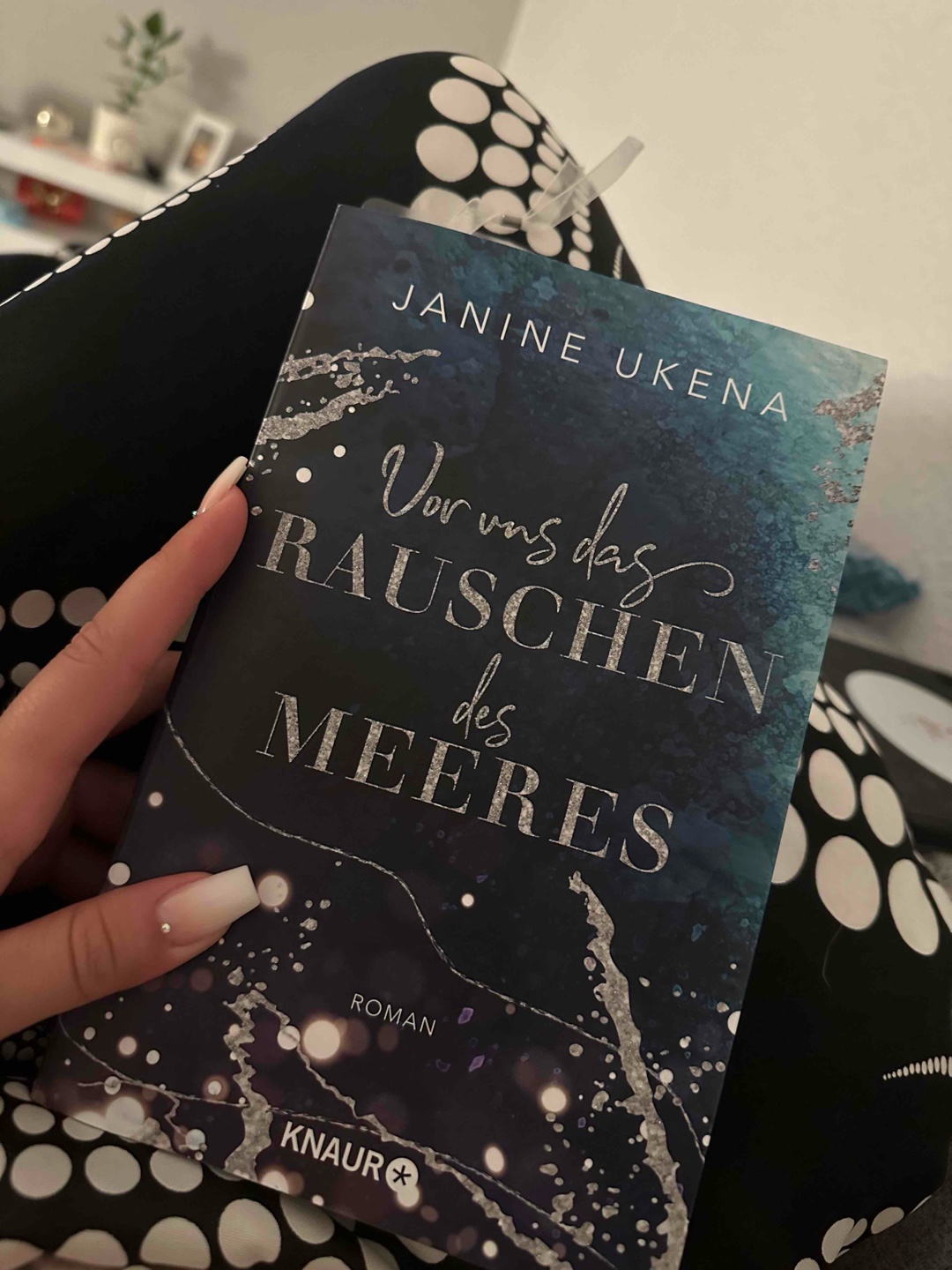 "Wenn du in einem brennenden Haus aufwächst, denkst du irgendwann, dass die ganze Welt brennt."🔥