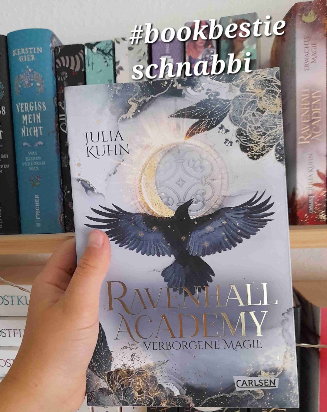 Tolles setting,Hexen Academy,verbotene Liebe,
Wohlfühlroman,ab 14