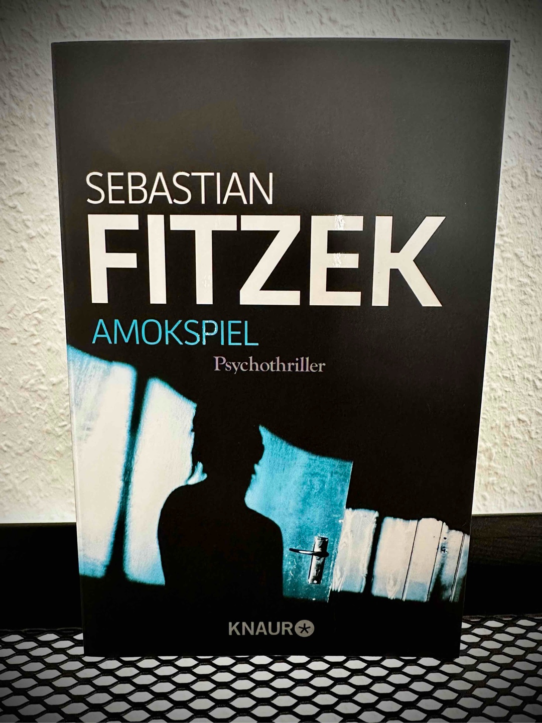„Das Schicksal mischt die Karten, wir spielen“