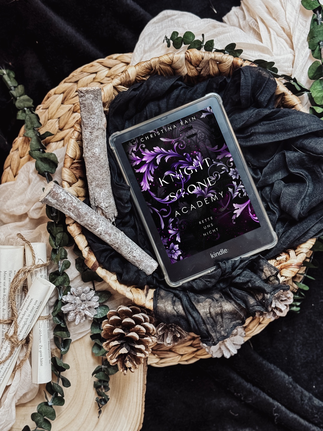 𝑹𝒆𝒛𝒆𝒏𝒔𝒊𝒐𝒏: 𝑲𝒏𝒊𝒈𝒉𝒕𝒔𝒕𝒐𝒏𝒆 𝑨𝒄𝒂𝒅𝒆𝒎𝒚 𝟒,𝟓/𝟓 ⭐️