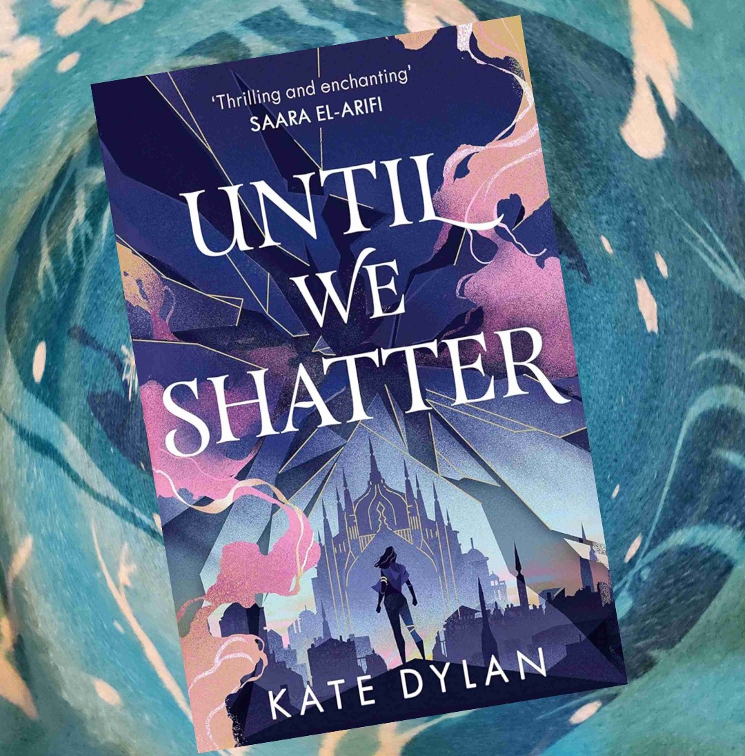 I love the concept in this book of the In-Between, along with the color coded magic system and the existence of a shadow reality.
Sadly I still struggled to get through this book, even though the writing style is really really good and a good heist always gets my attention.