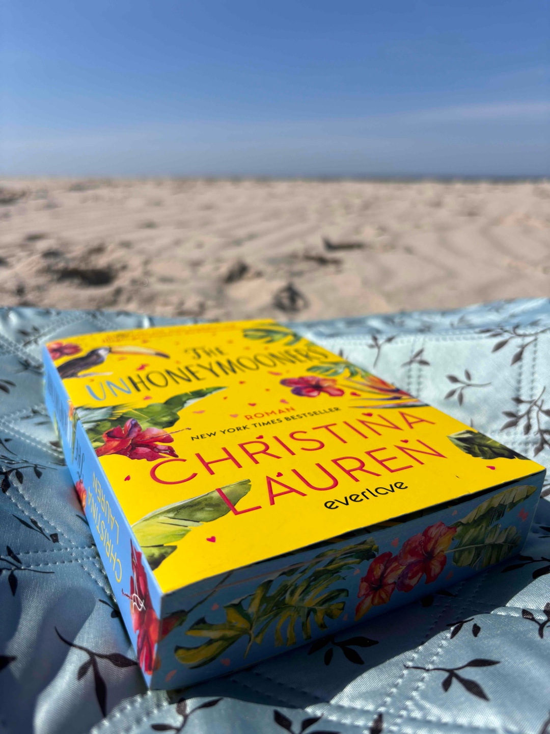 Schöner seichter Wohlfühl/ Liebesroman, mit vorhersehbaren Auf und Ab‘s. Es gab immer wieder Stellen, an denen man herzlich lachen konnte. Perfekter Urlaubsroman für Sonne, Strand und Meer und Pool.