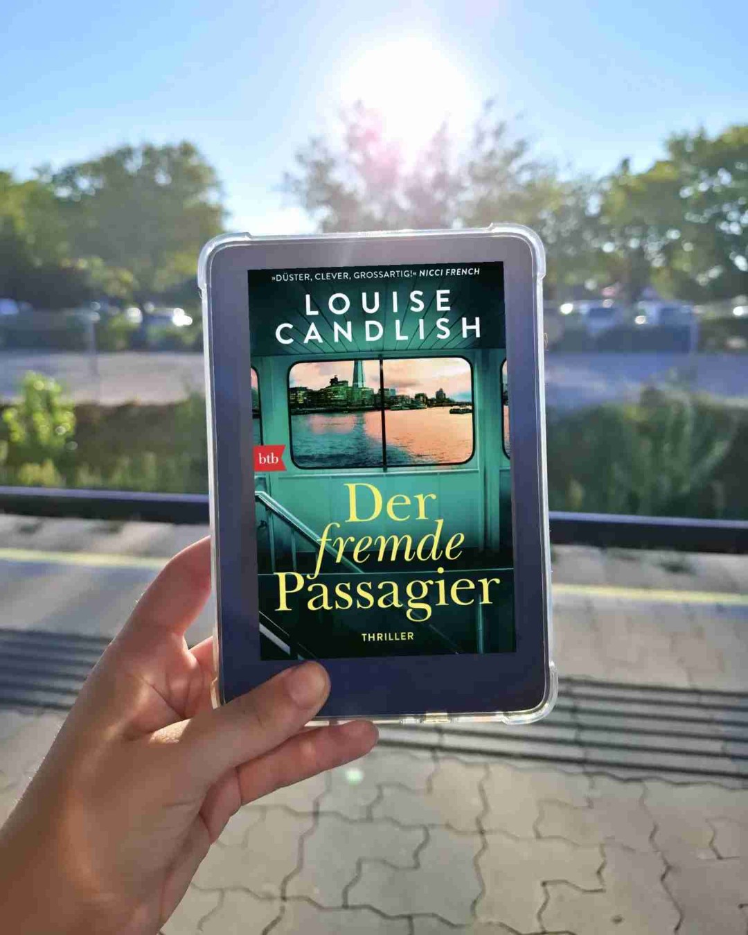 🌟Rezension🌟
Ich habe das Buch "Der Fremde Passagier" von Louise Candlish beendet 🥰
•
Danke liebes @team.bloggerportal dass ich das Ebook lesen konnte 🫶🏻