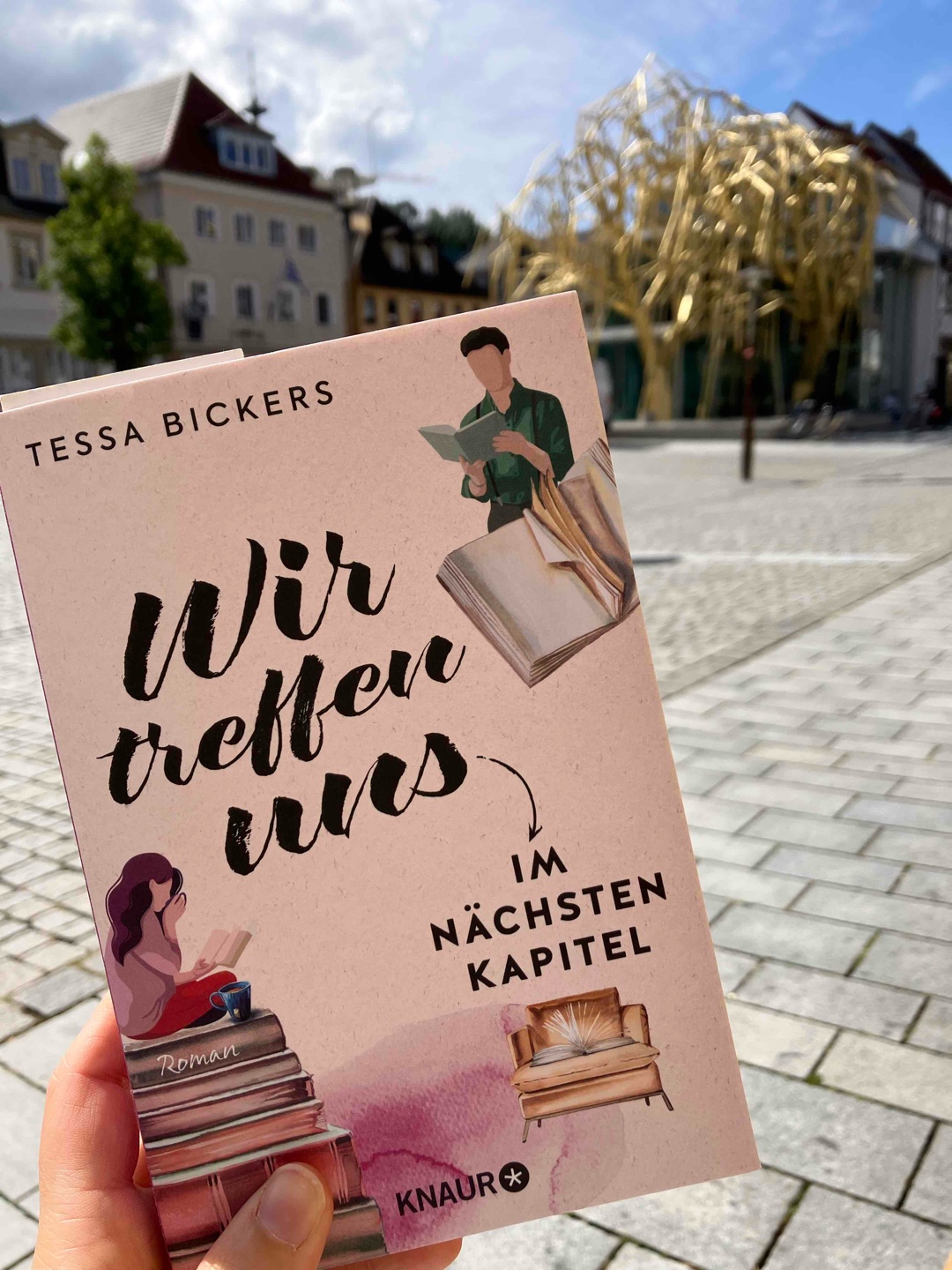 Zieht das Cover nicht schon jeden Bücherwurm an? 🐛