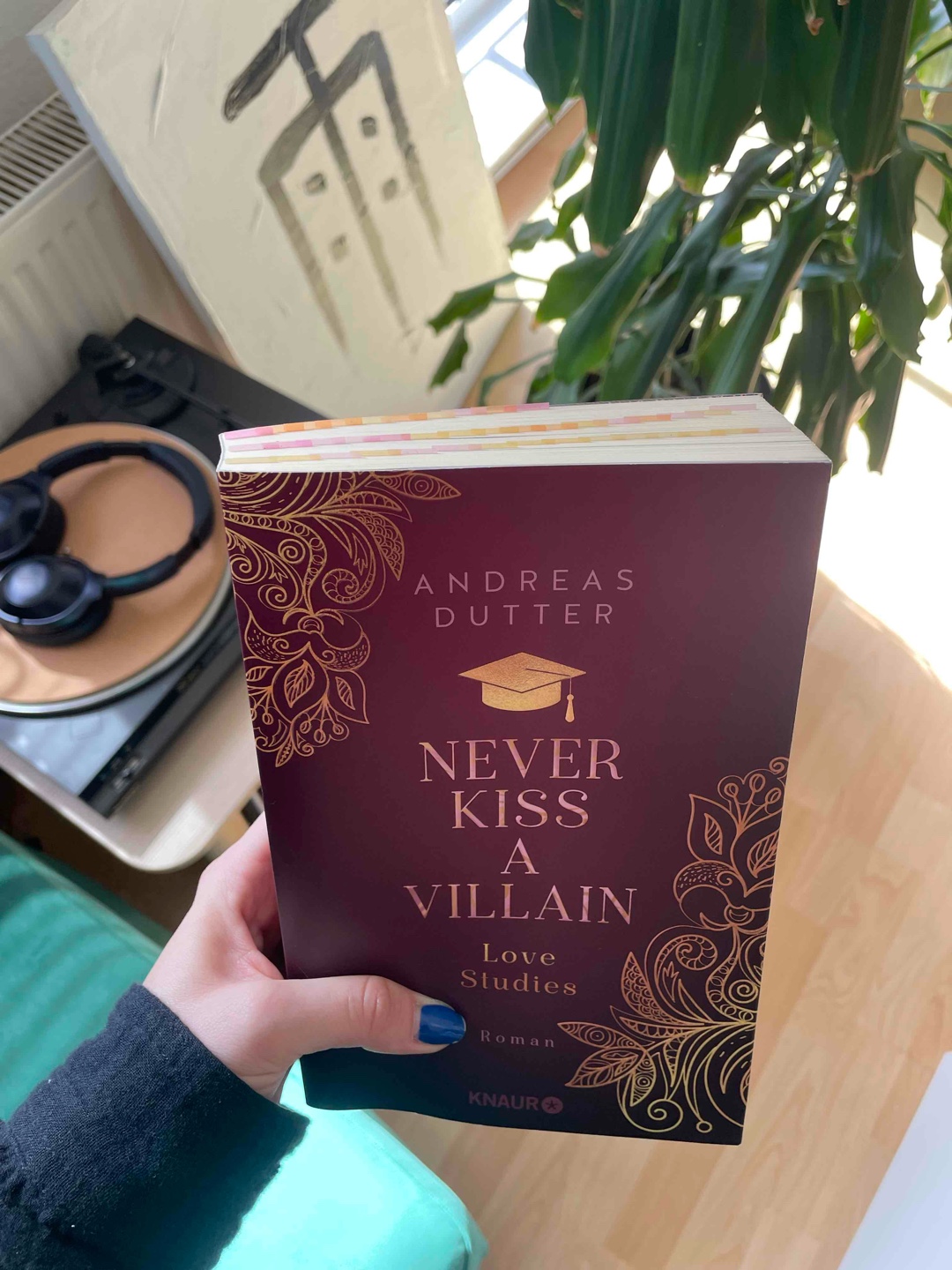 Ich habe das Buch wirklich gerne gelesen und fand es auf ganz vielen Ebenen wunderschön. 🩷 