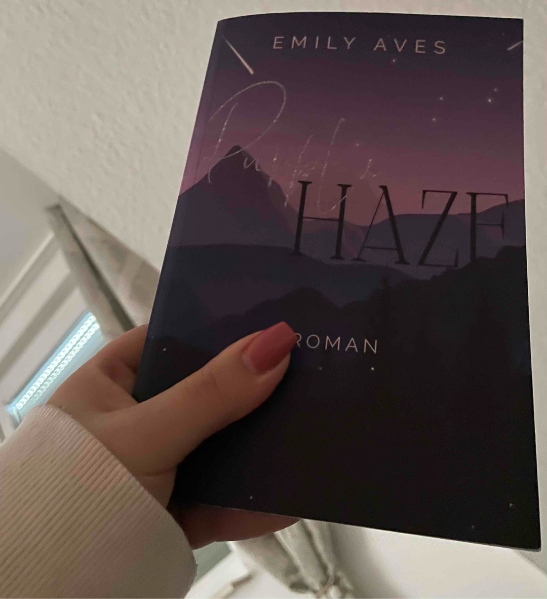 Einfach eine 10/10 Oakley und Easton ein Traumpaar und ich bin Mega gespannt wie es für Camilla weiter geht. Emily Aves schafft es immer wieder das ich Mega mitfieber egal für welchen Protagonisten vielen Dank ❤️