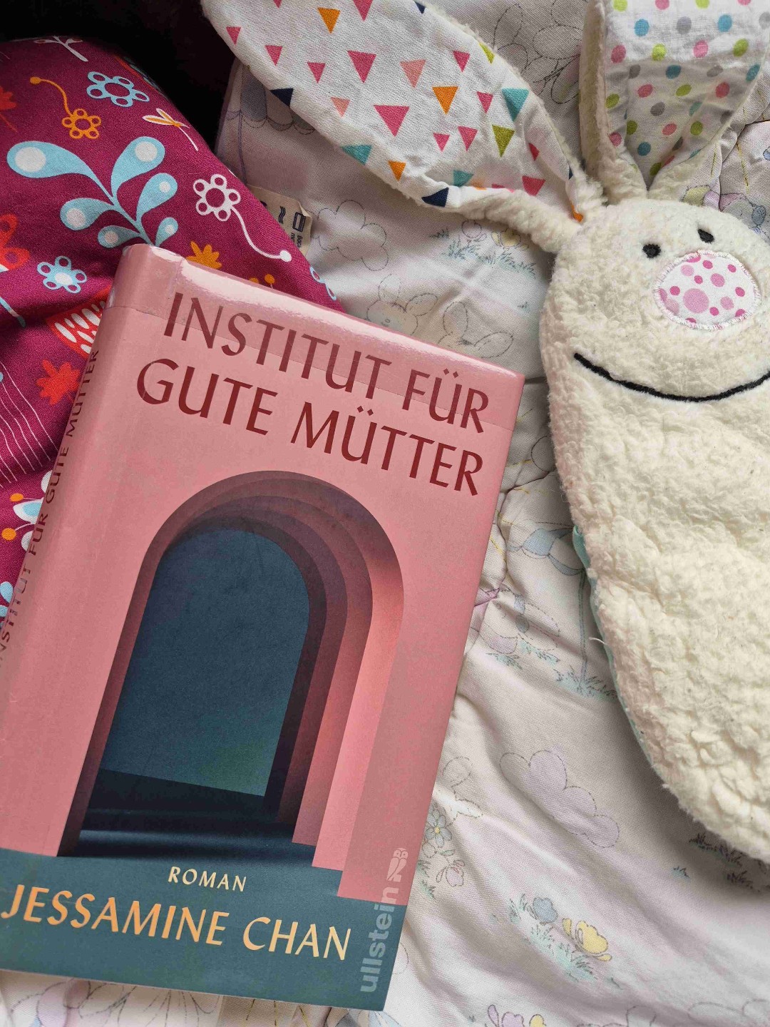 Spannende, z.T. langatmige Geschichte, dennoch klare Leseempfehlung! 🤗