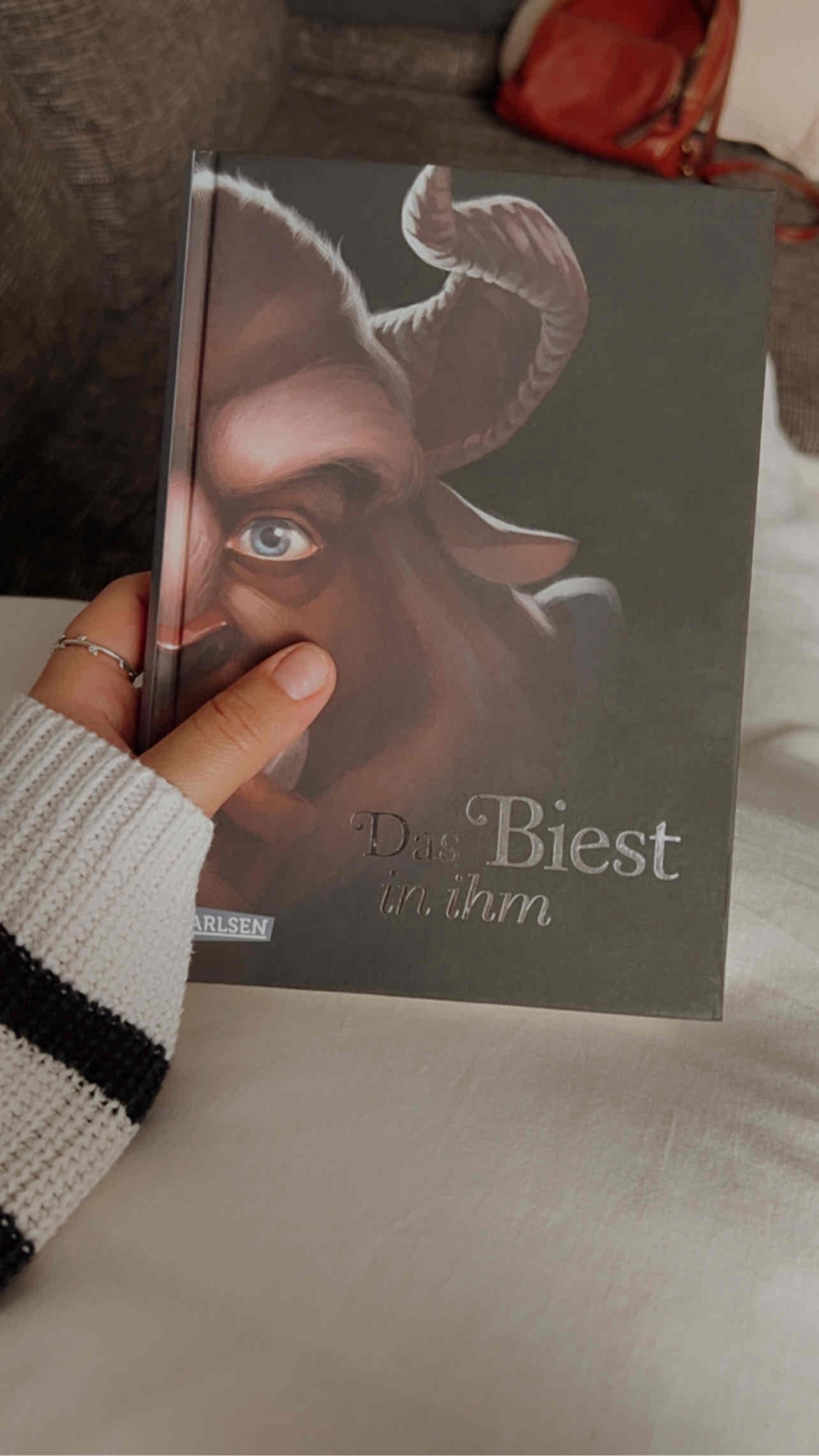 „Versuch es doch! Versuch es doch! Brich ihr Herz und bring ihr Schmerz!“