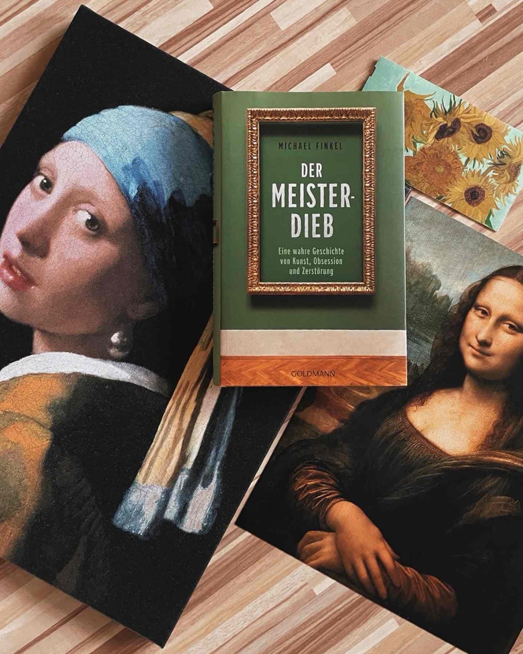 Große Leseempfehlung für Kunstfans, die Lust haben auf fesselnde True Crime Vibes - ganz ohne körperliche Gewalt. 🖼️🏺🪙