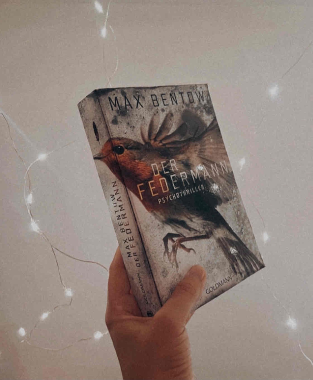 🕊️🍂