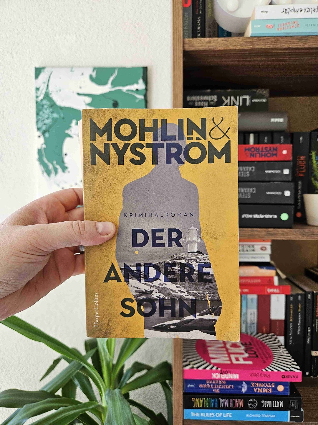 Panik und Geheimnisse gebündelt in einer Mordermittlung in Schweden.