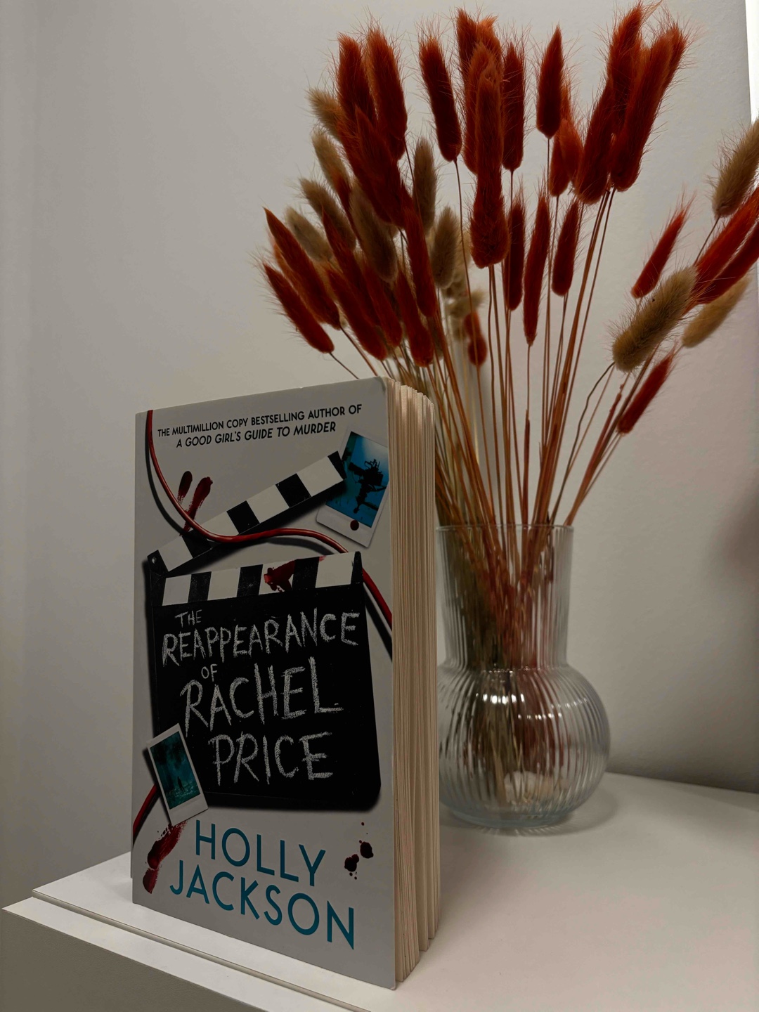 Spannender Thriller mit einigen Twists! 🎬