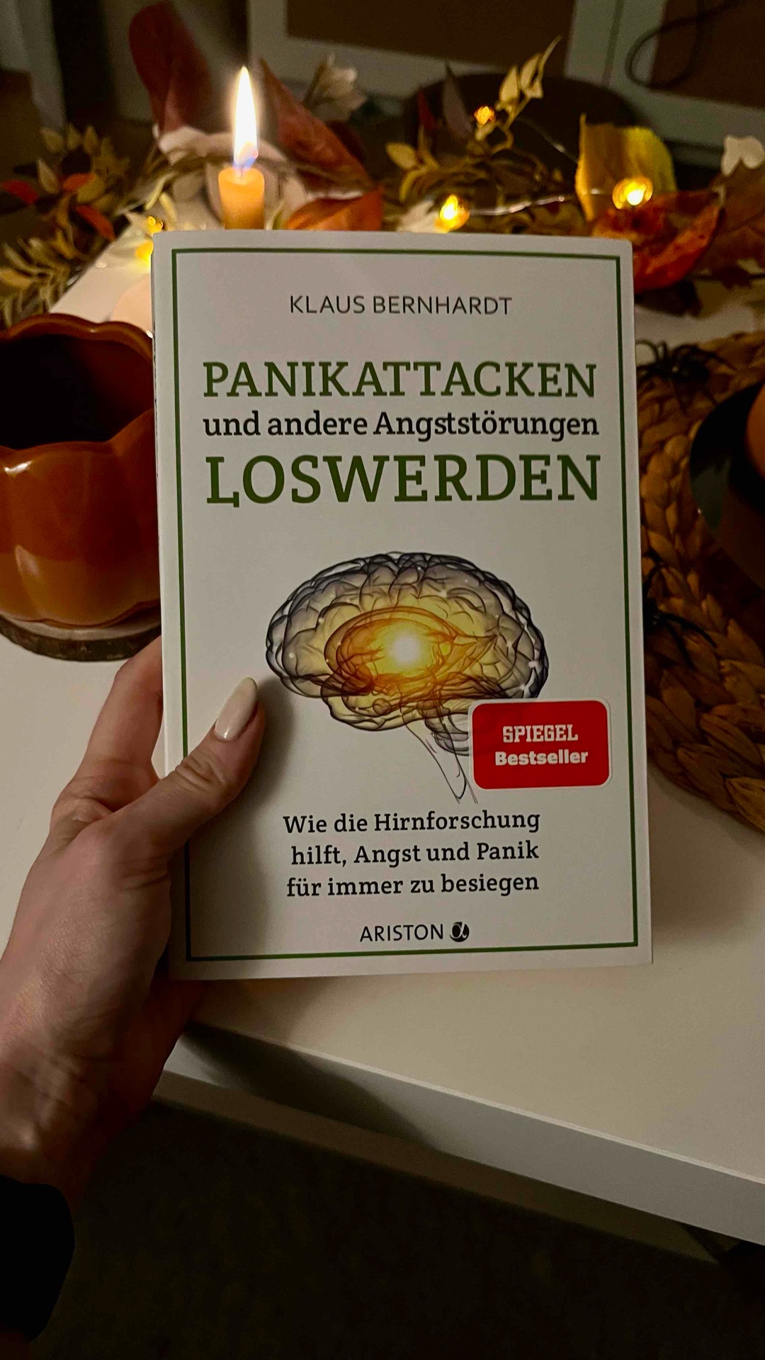 »Die reinste Form des Wahnsinns ist es, alles beim Alten zu lassen und gleichzeitig zu hoffen, dass sich etwas ändert.« 🧠🔬- Albert Einstein