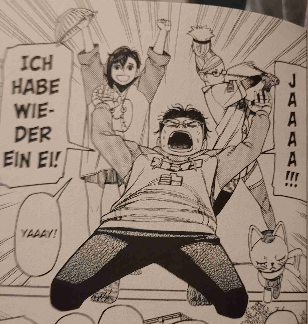 Der Band war der Hammer. Aira ist jetzt I guess Teil des Teams. Die Fights erinnern mich vom Pacing her an Gantz was ich sehr gut finde. Und Aira's Kampfstil erinnert total an Manon aus Streetfighter.
Der Band hat wieder alles Rom-Com Action und Okarun's Eier.