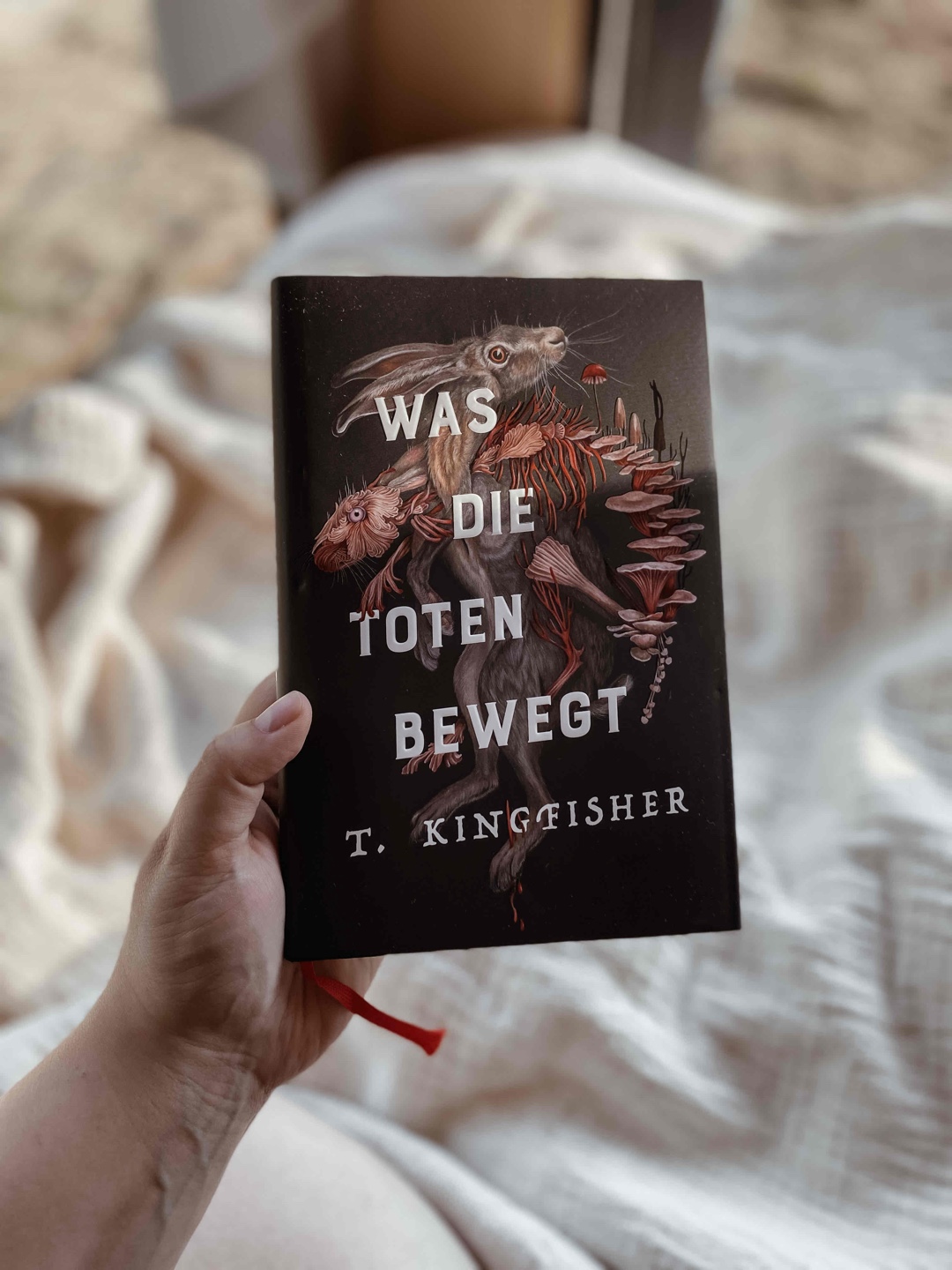 Retelling »Der Untergang des Hauses Usher« von Poe – anders als erwartet.