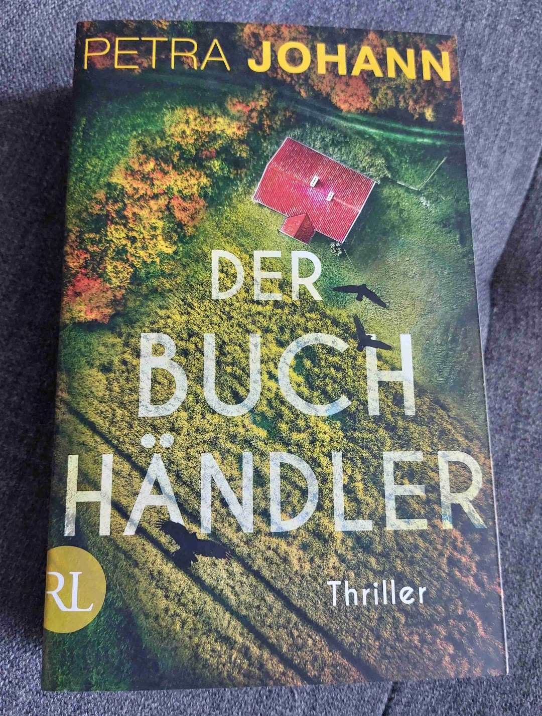 Spannender Thriller mit etwas nervigen Charakteren.....Plot und Setting aber gut 👍🏼