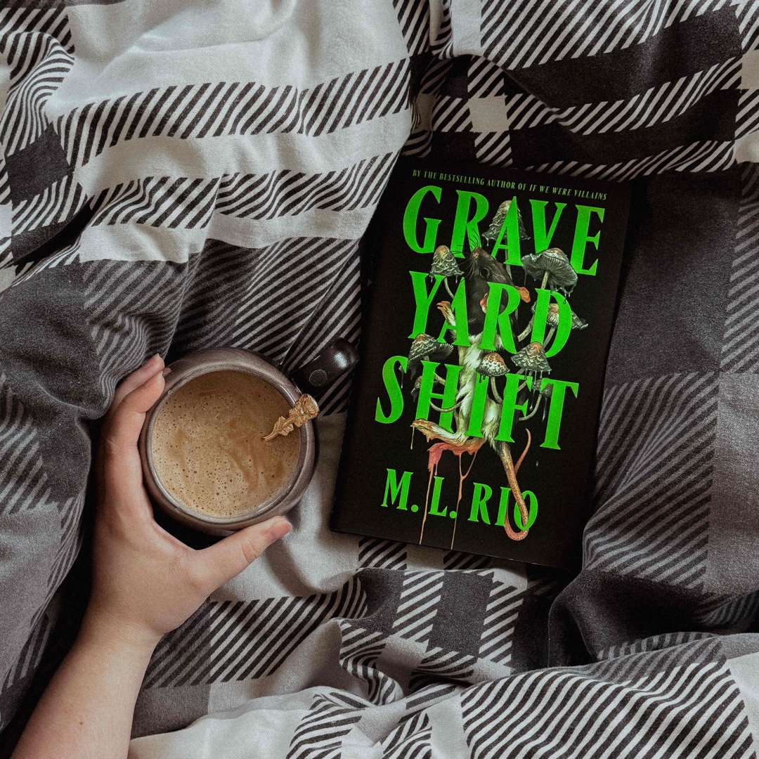 »There was some sort of connection— she just couldn't see it yet. Rats. Fungus. Pharmacology.
Animal testing seemed the obvious answer, but why inter them in a churchyard in the middle of the night?« (page 51)