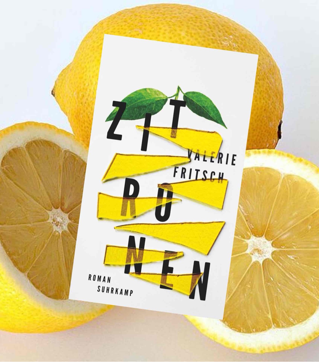 Diese Buch hat mich wirklich durchgerüttelt. An manchen Stellen war ich total fasziniert von der Bildsprache, fast schon sprachlos, wie sie Gefühle und Gedanken in Worte fasst. Anderer haben mich die verschachtelten Sätze und die Schwere der Themen echt angestrengt. Aber genau das hat es auch so stark gemacht. Stellenweise verstörend, gleichzeitig in den Bann ziehend.