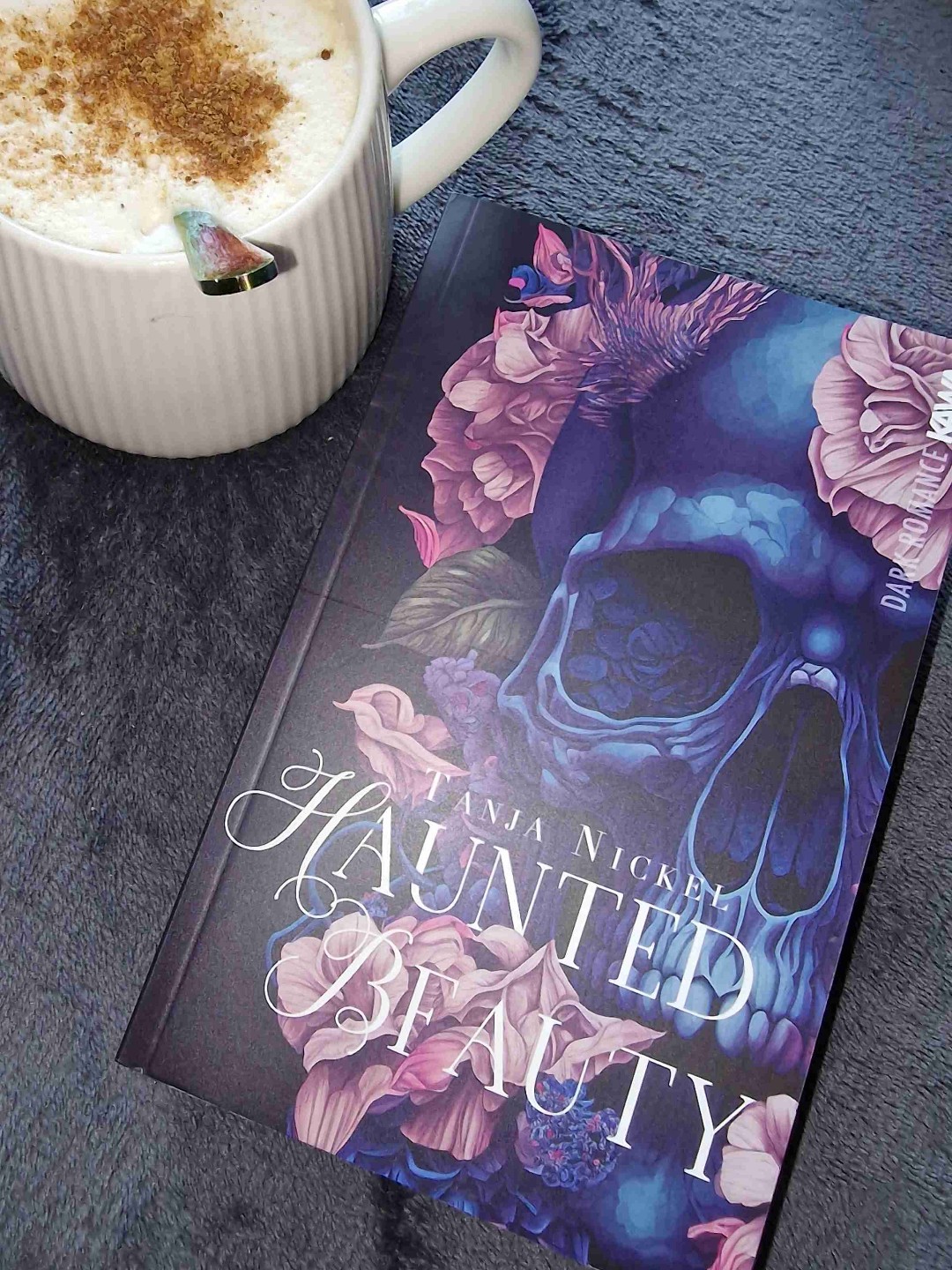 Was für ein Buch😍😱 Ich konnte es nicht aus der Hand legen!