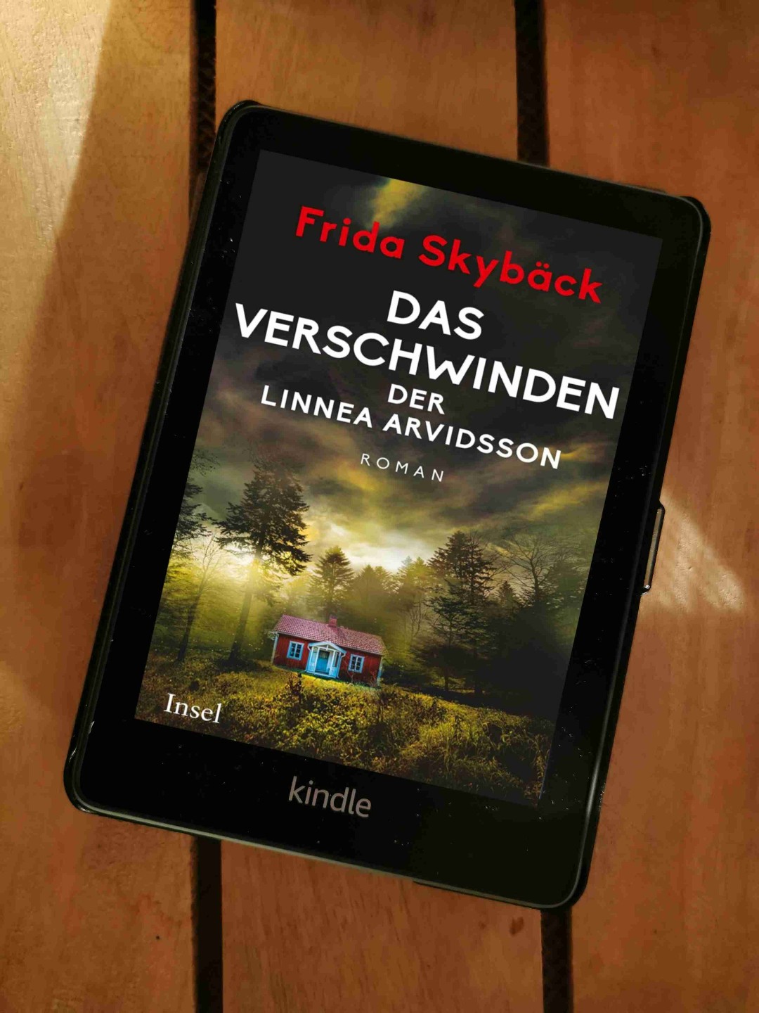 Liest sich wie ein Krimi.