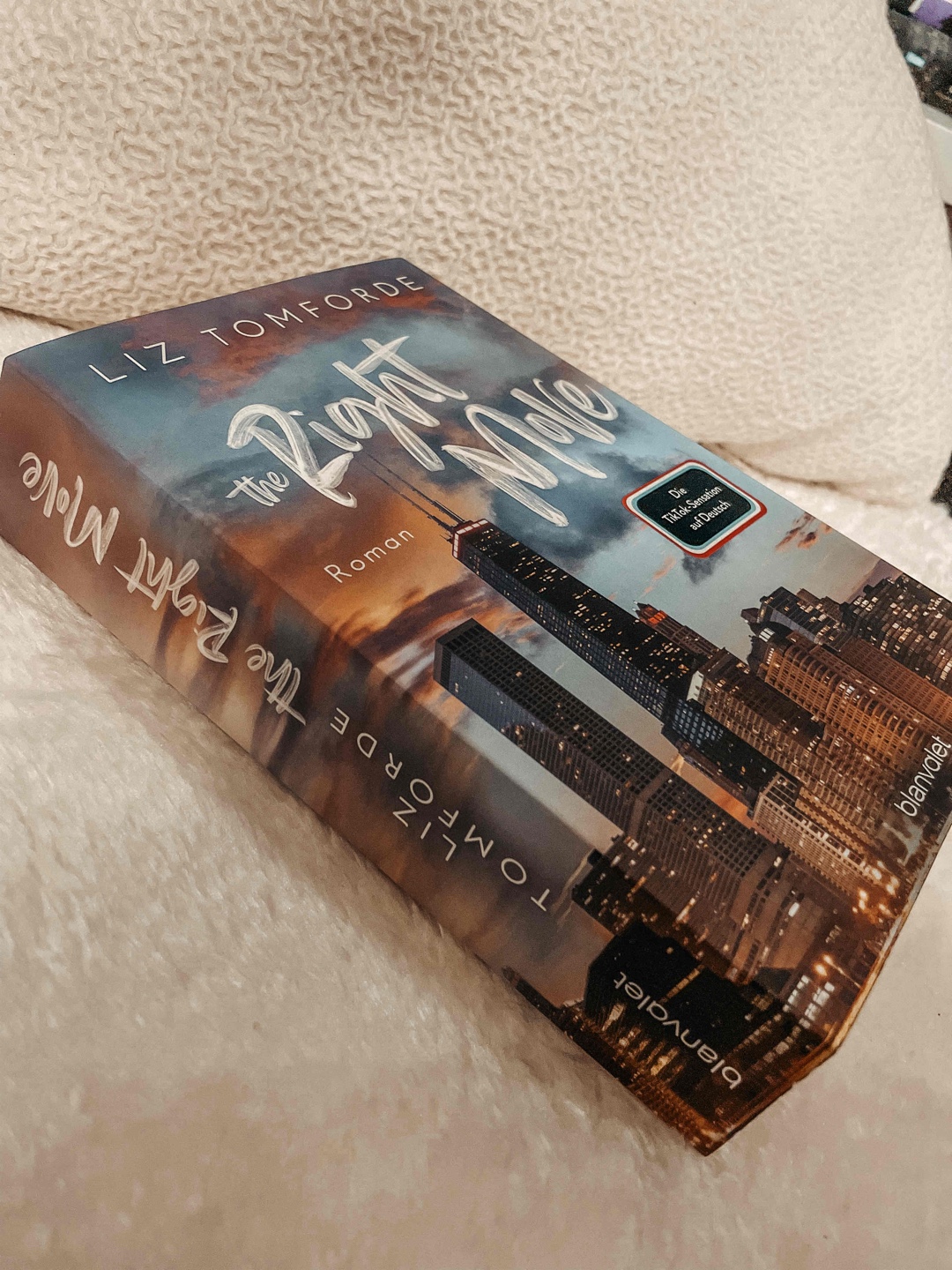 Lest dieses verdammte Buch!!!📖🤍🥹