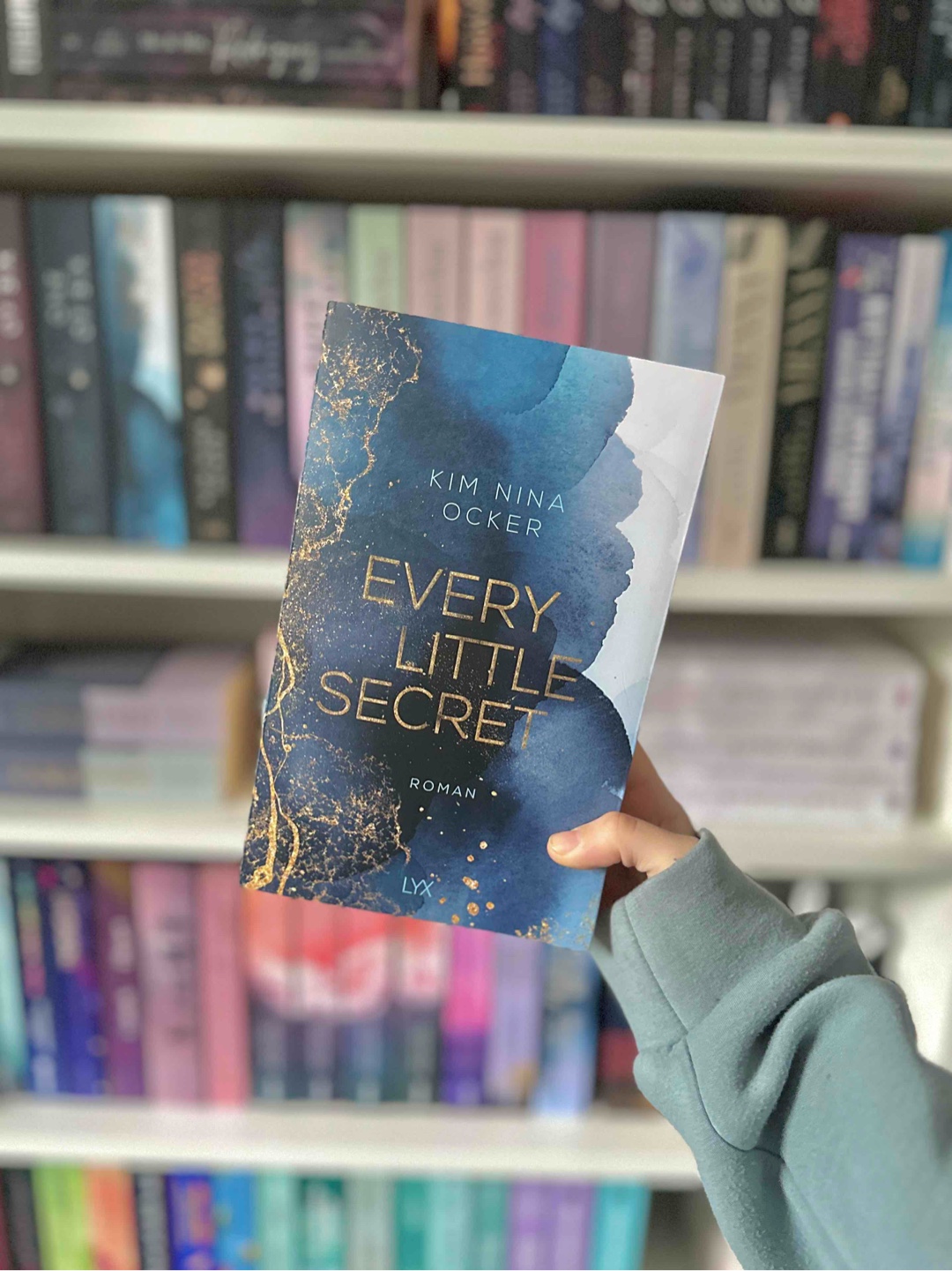 Romance-Suspense Queen Kim!