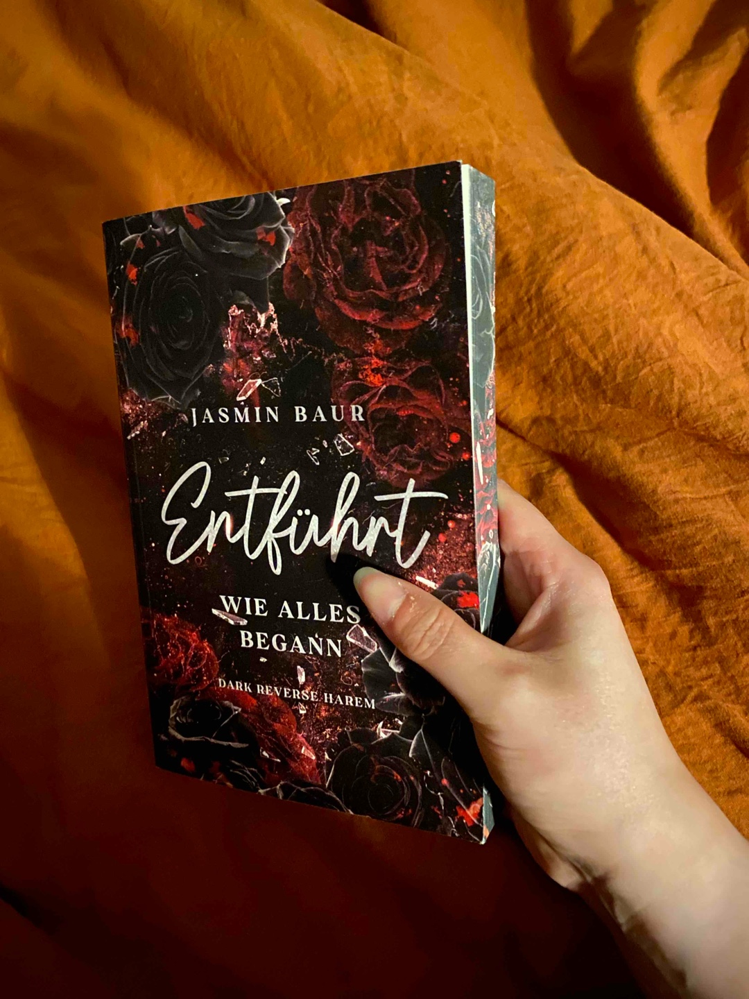 📖