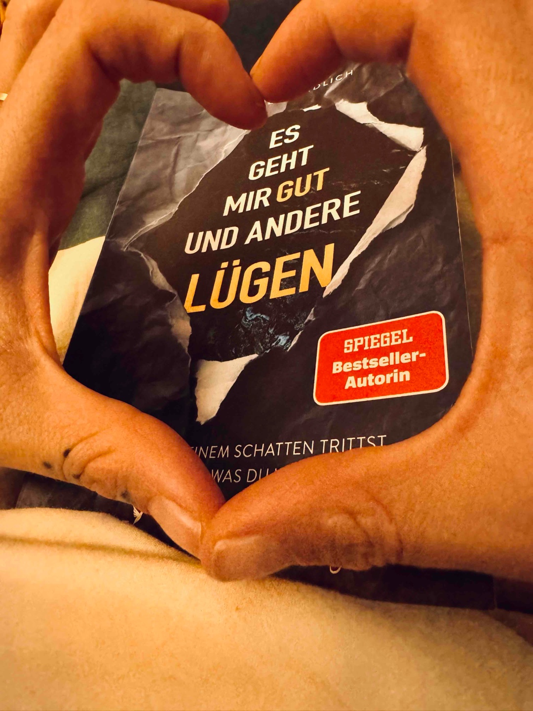 Aus dem echten Leben, schonungslos ehrlich, herzergreifend, zu Tränen rührend!
Herzöffnend.