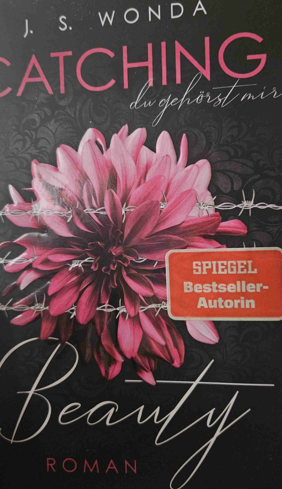 Das erste Buch was mich sowas von gefesselt hat. 