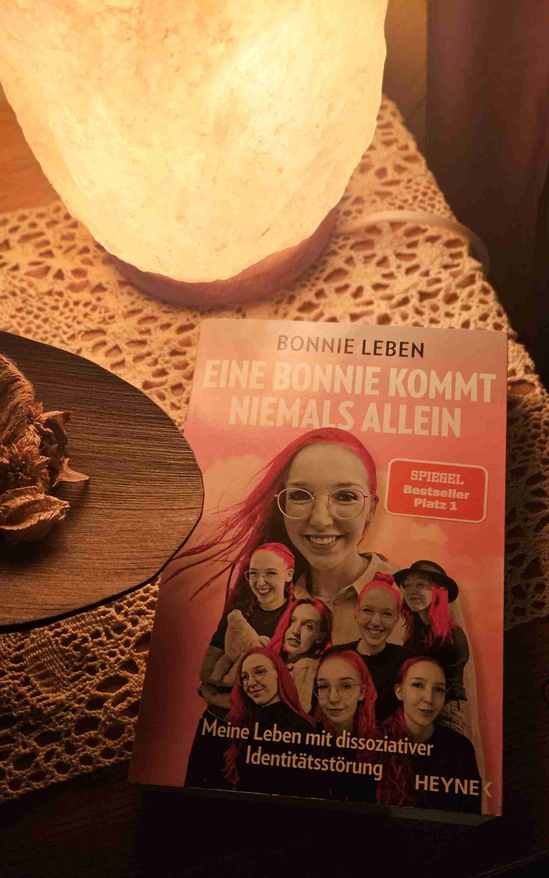 Hut ab vor Bonnie Leben! 🎩