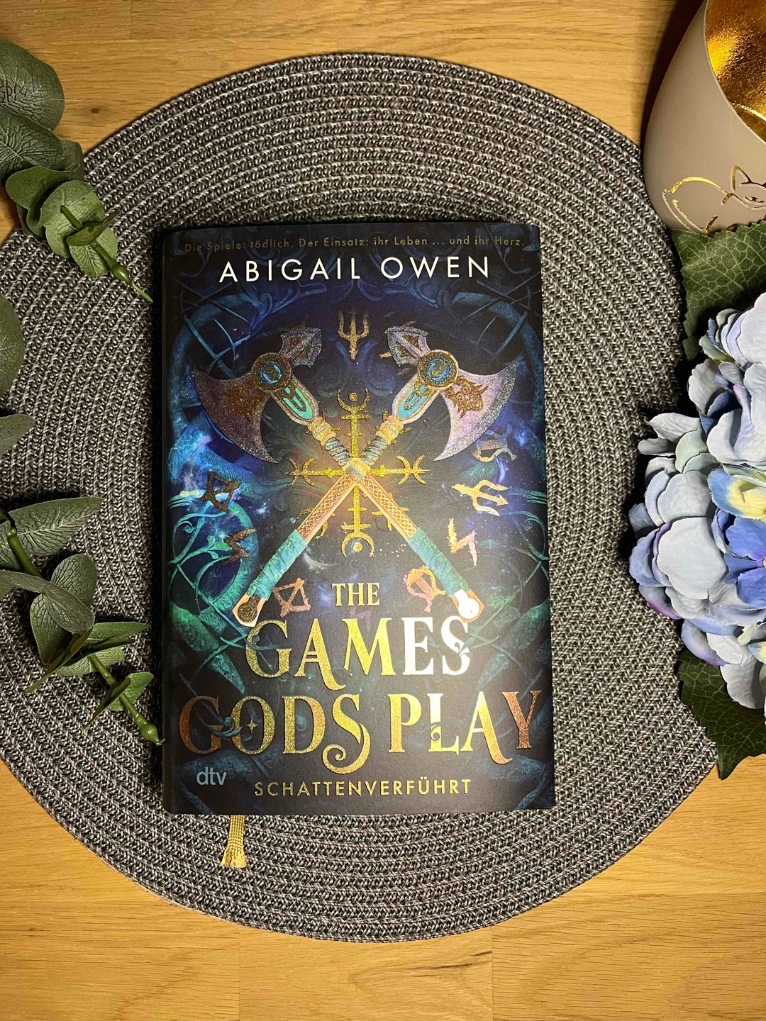 “The Games Gods Play“ kann sich definitiv mit Fourth Wing messen – auch wenn es weniger „spicy“ ist ✨😍