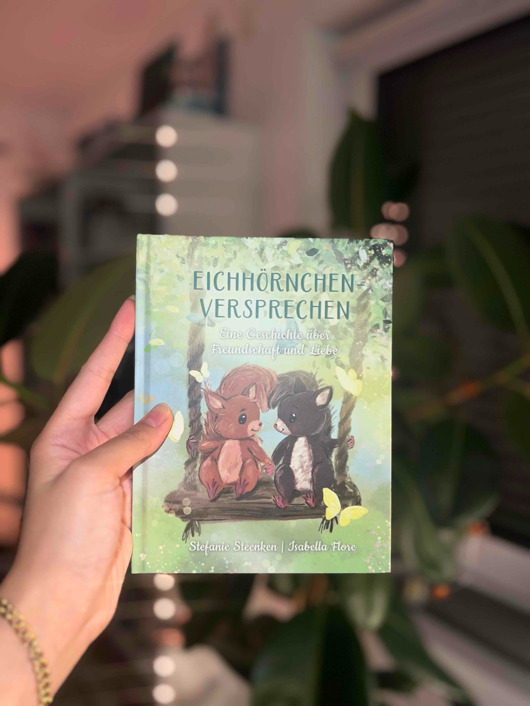 Ein wirklich süßes und gelungenes Kinderbuch zum Thema Liebe und Freundschaft. Gelesen, gefühlt und geliebt. Mit schönen Illustrationen.